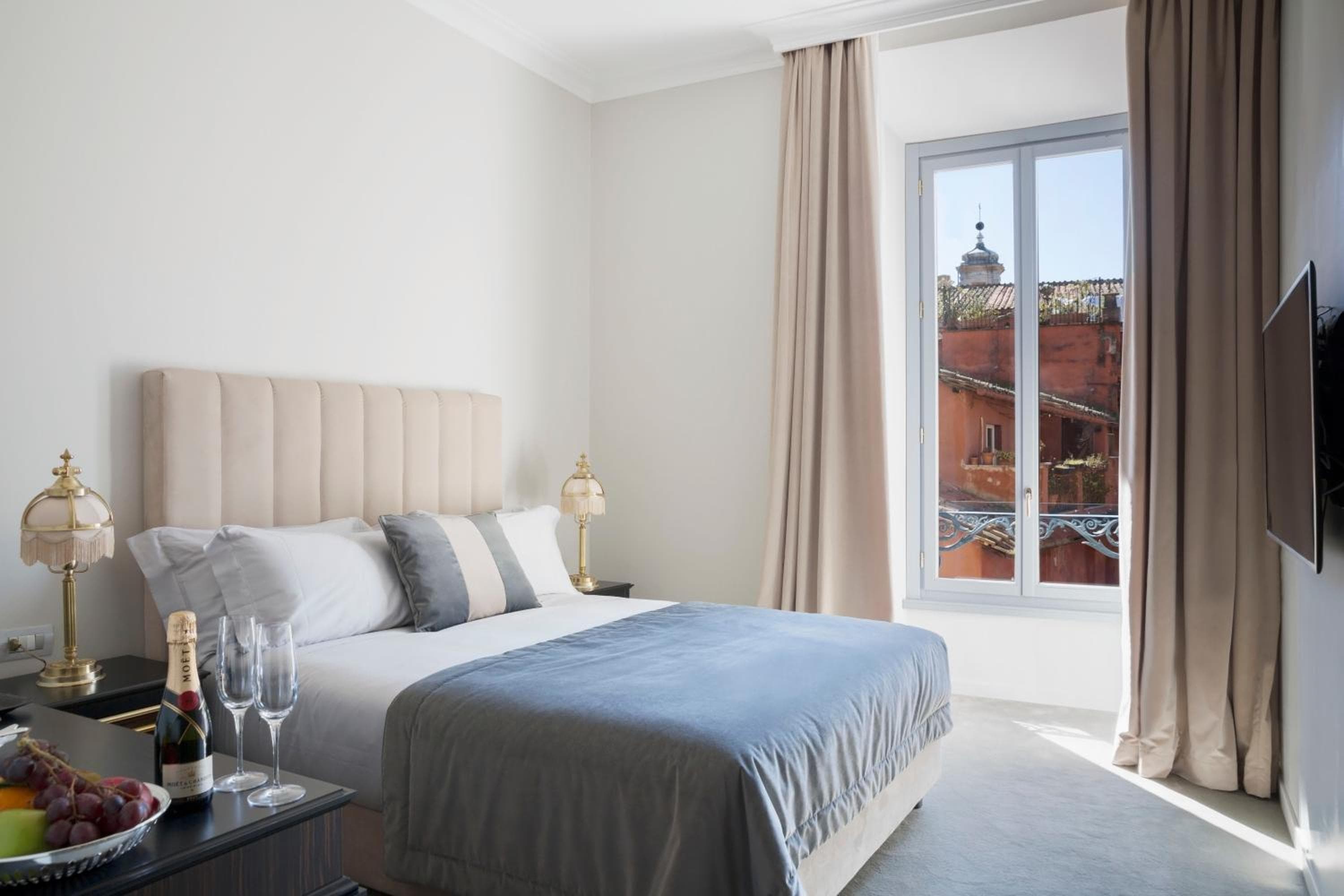 Martius Private Suites Hotel — 3