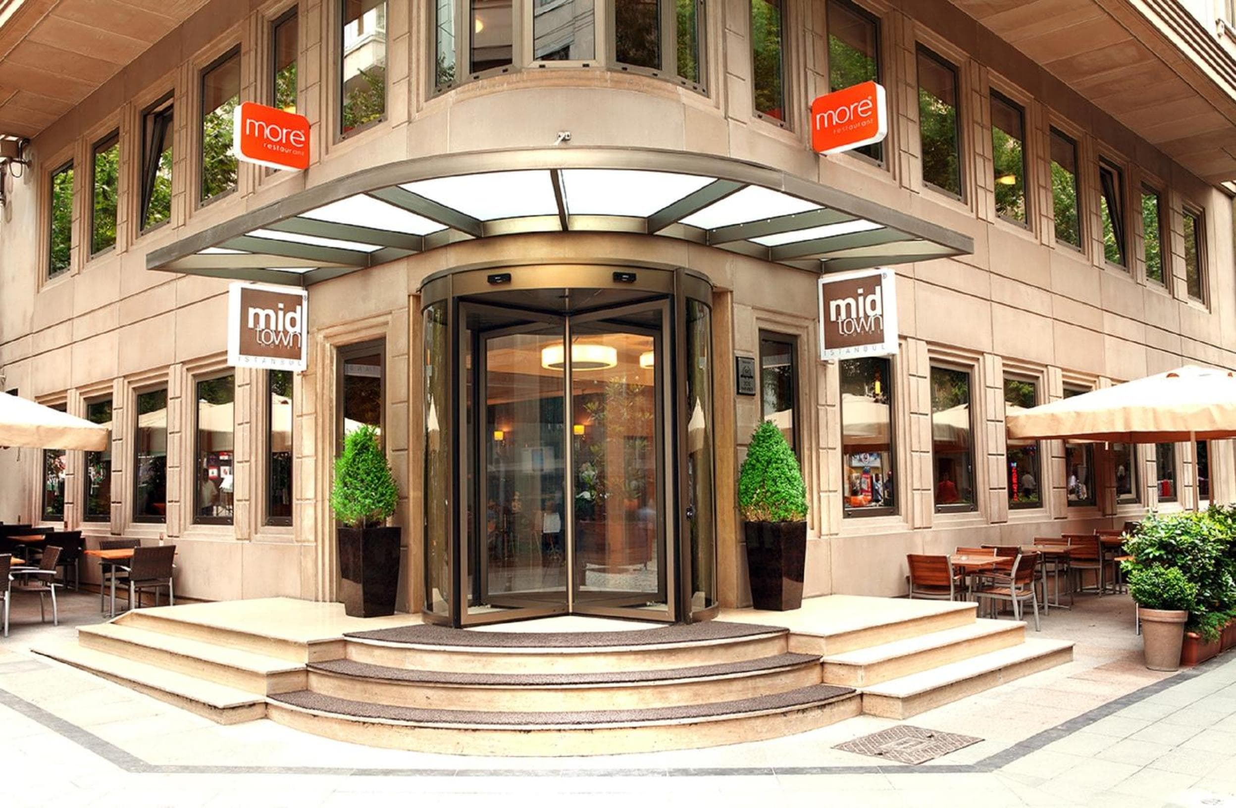 Midtown Hotel — 23