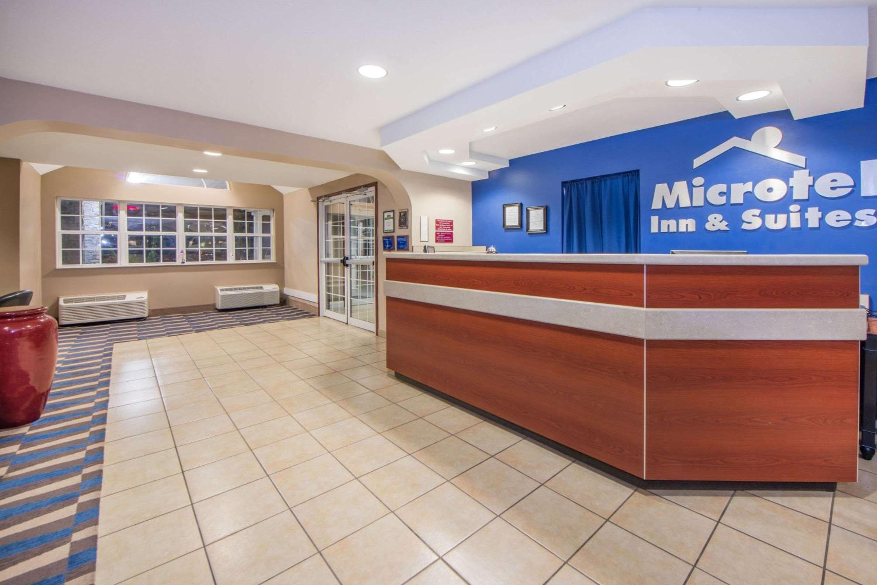 Microtel Inn and Suites By Wyndham Miami OK --> Microtel Inn and Suites By Wyndham Miami OK — 2