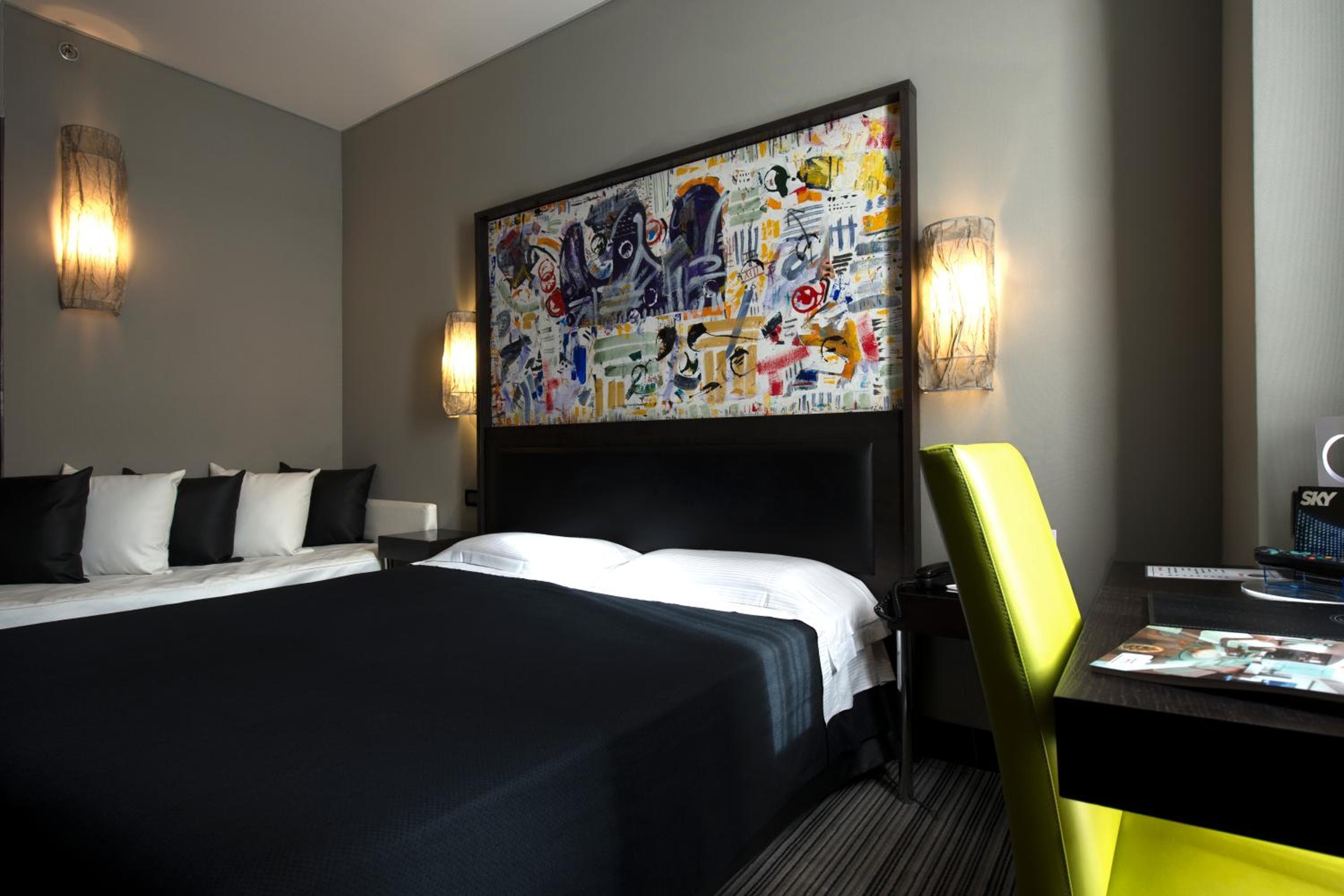 Twentyone Hotel — 16
