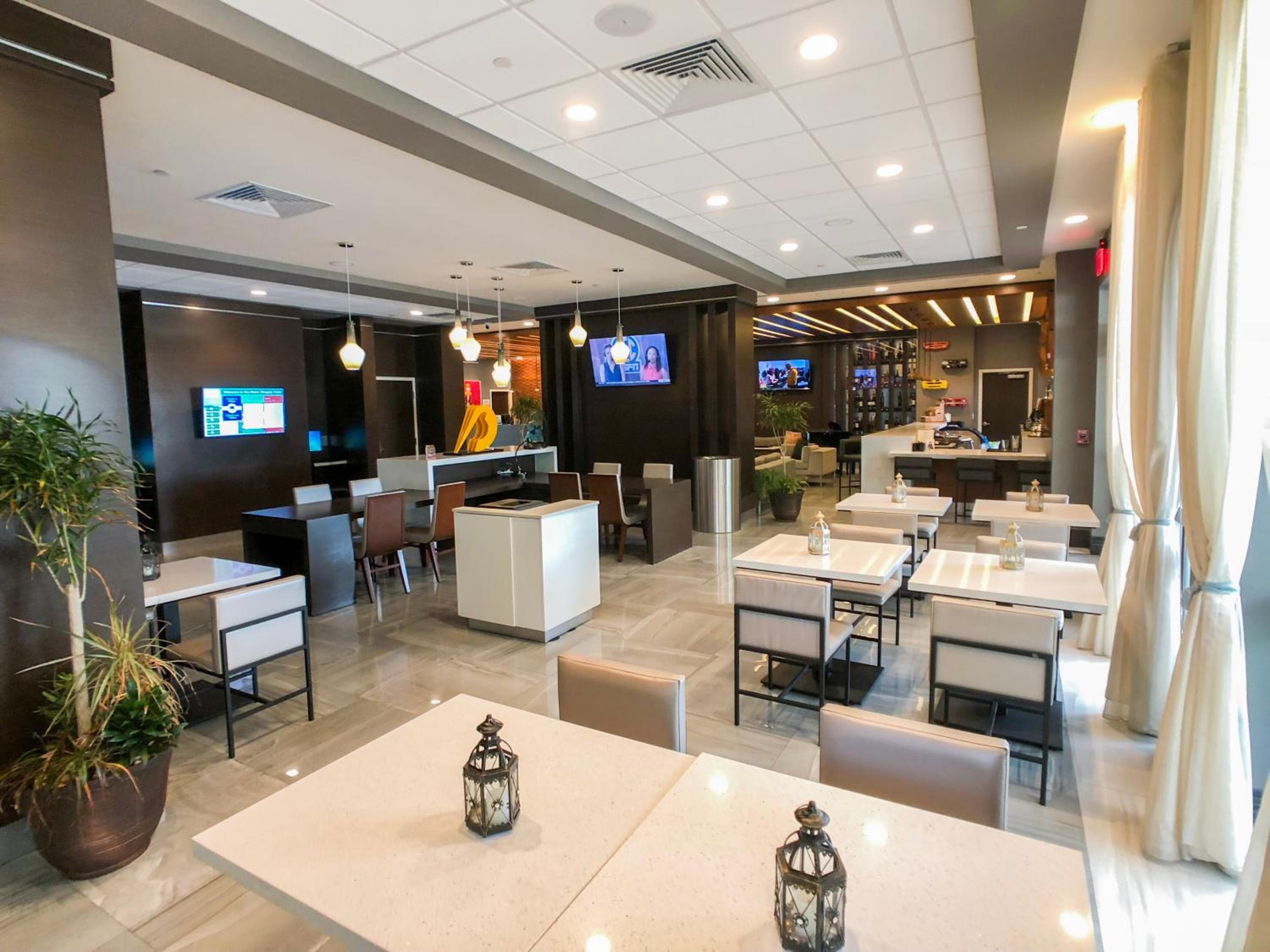 Wingate by Wyndham Miami Airport — 5