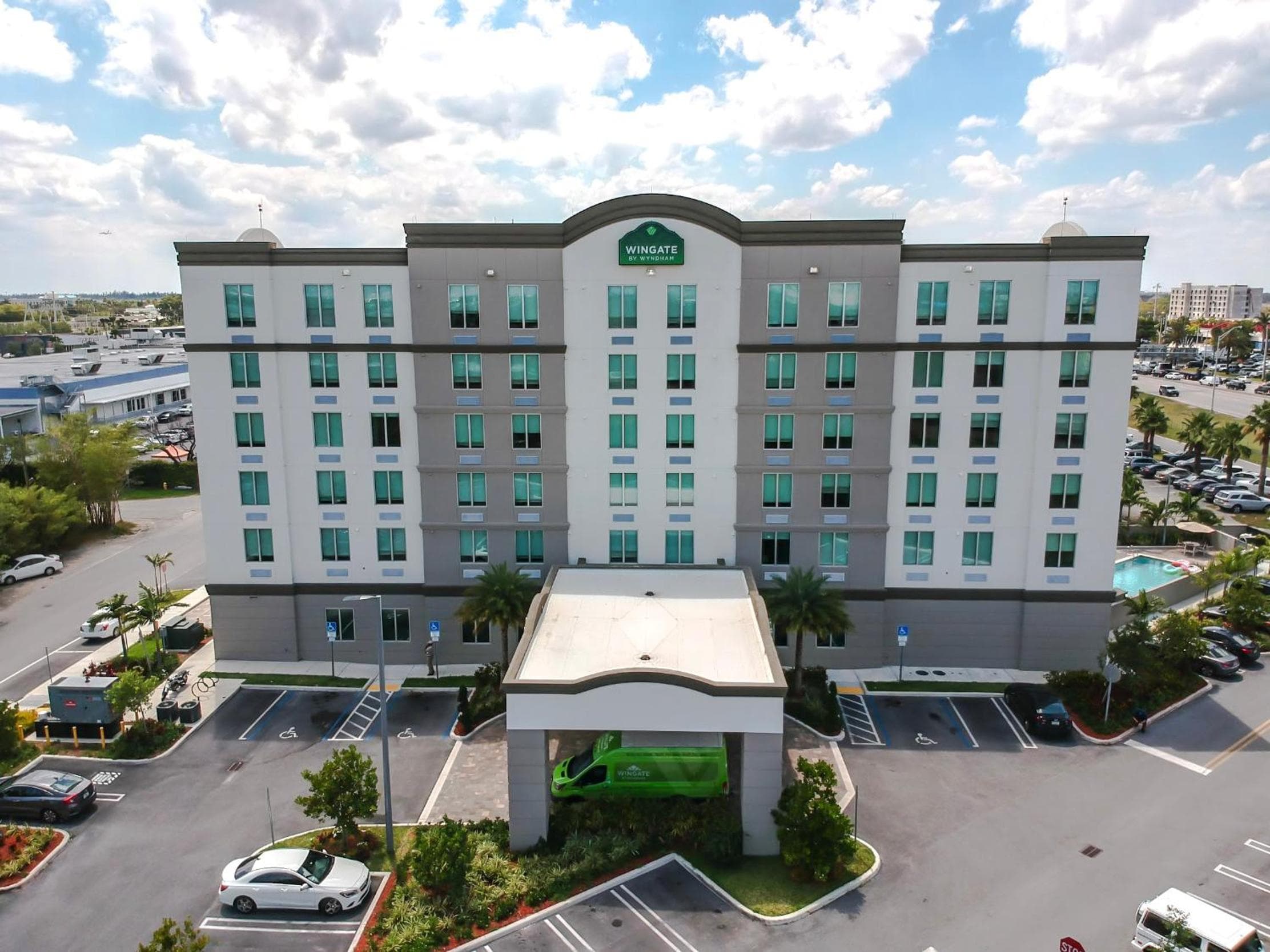 Wingate by Wyndham Miami Airport — 17