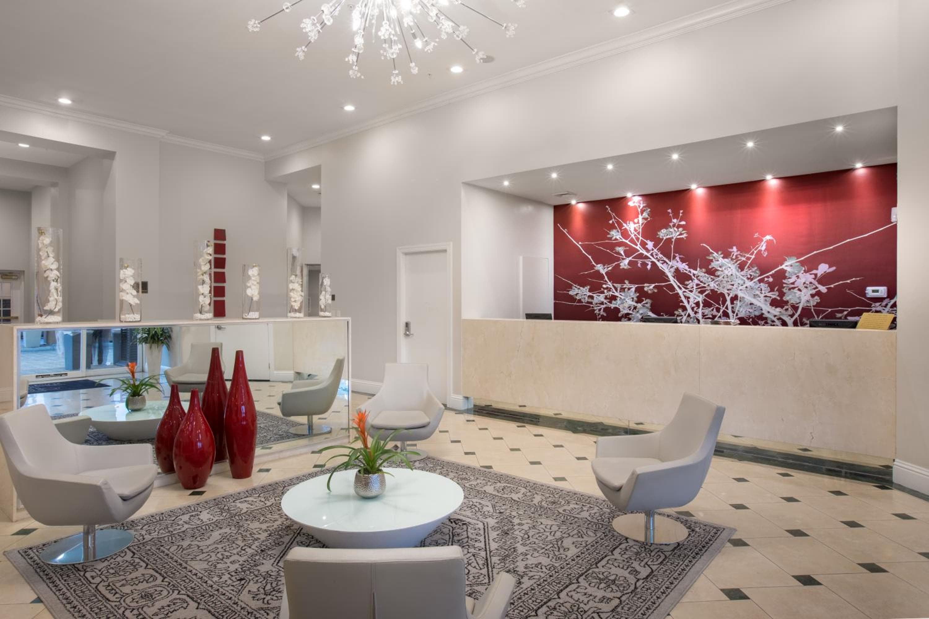 The Point Hotel & Suites Universal — 3