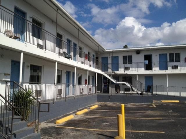 Locanda di Miami Springs — 7