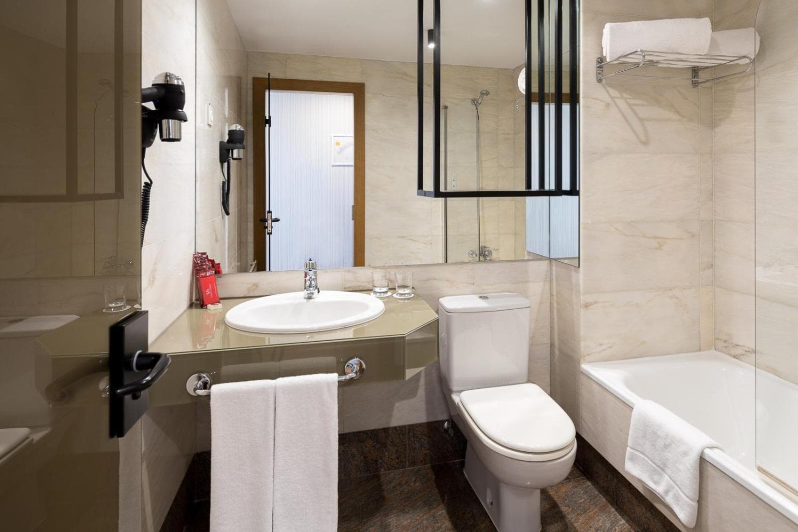 Rafaelhoteles Atocha — 11
