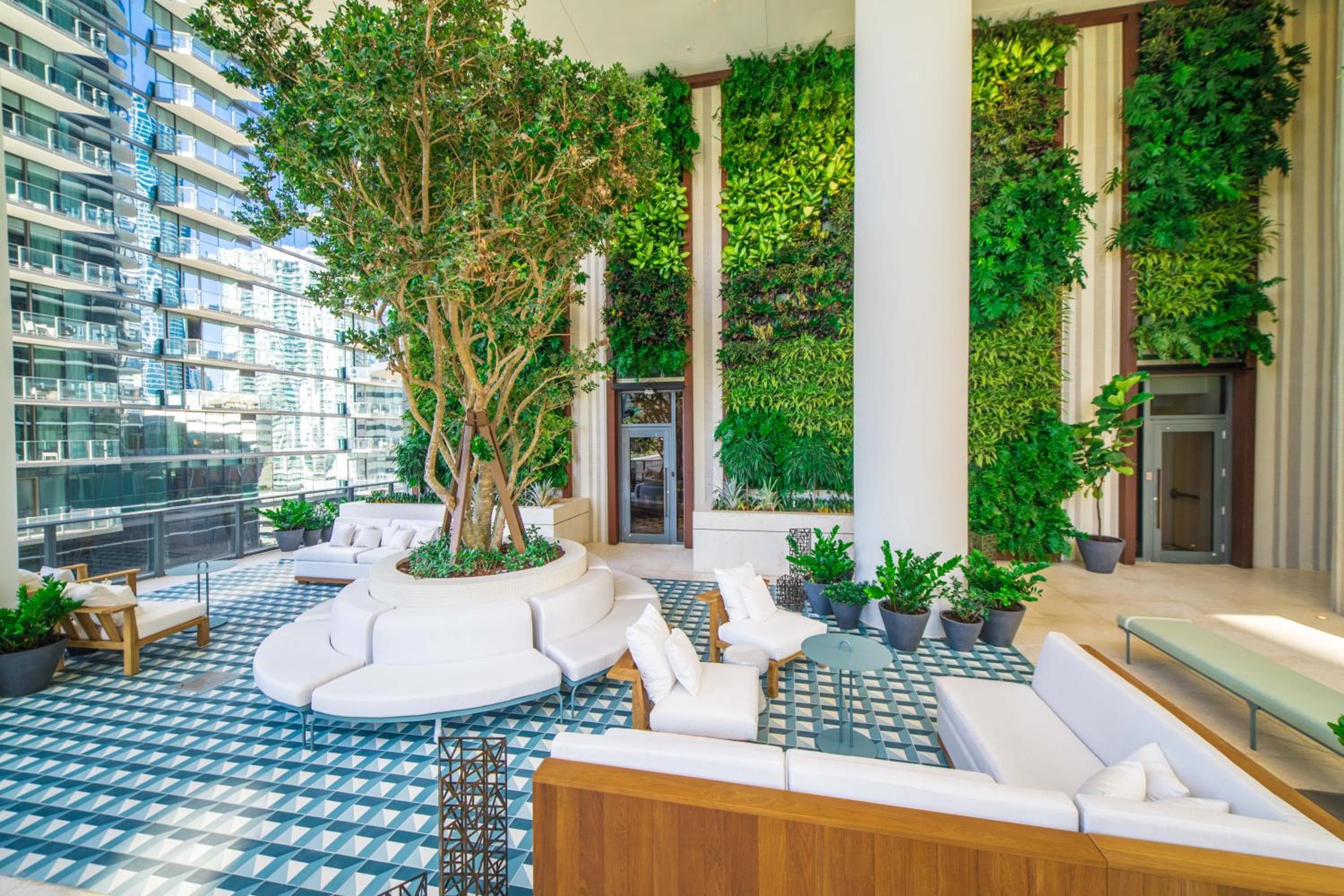 SLS LUX Brickell — 6