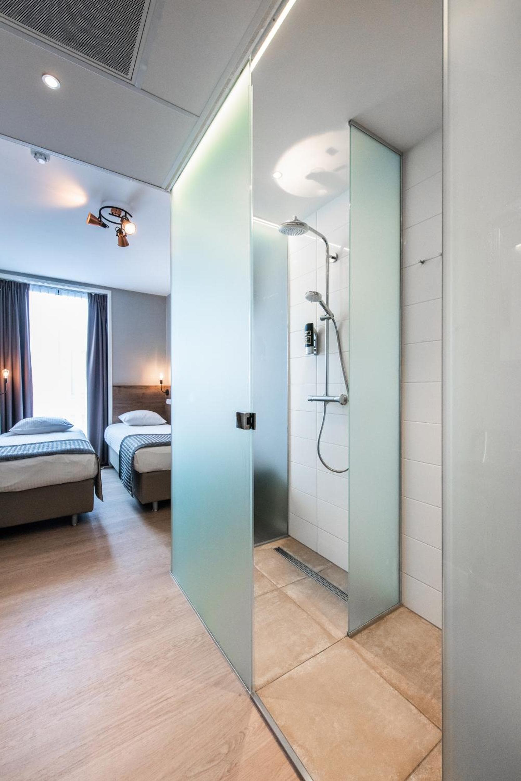 Melrose Hotel — 28