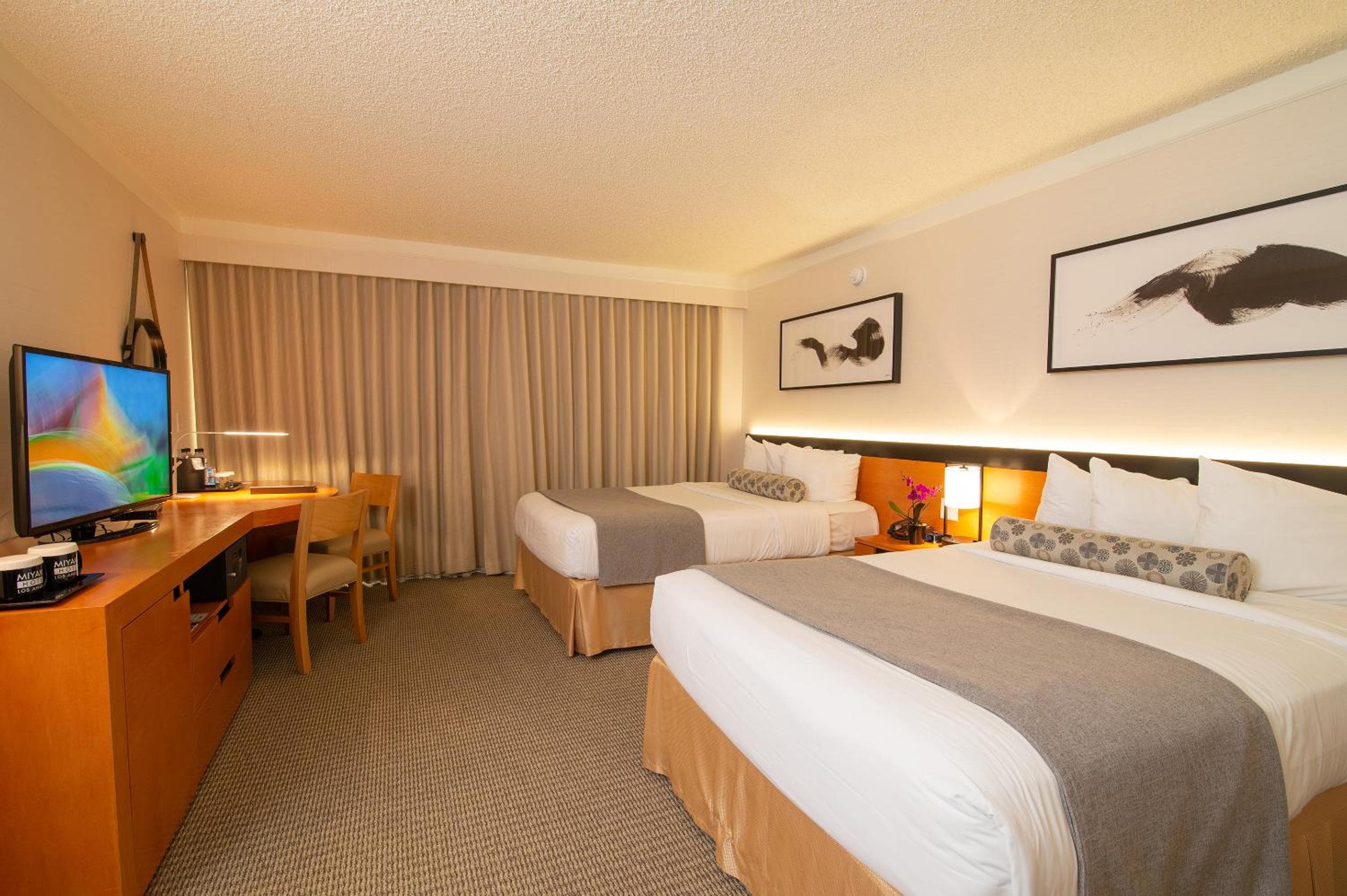 Miyako Hotel Los Angeles — 25