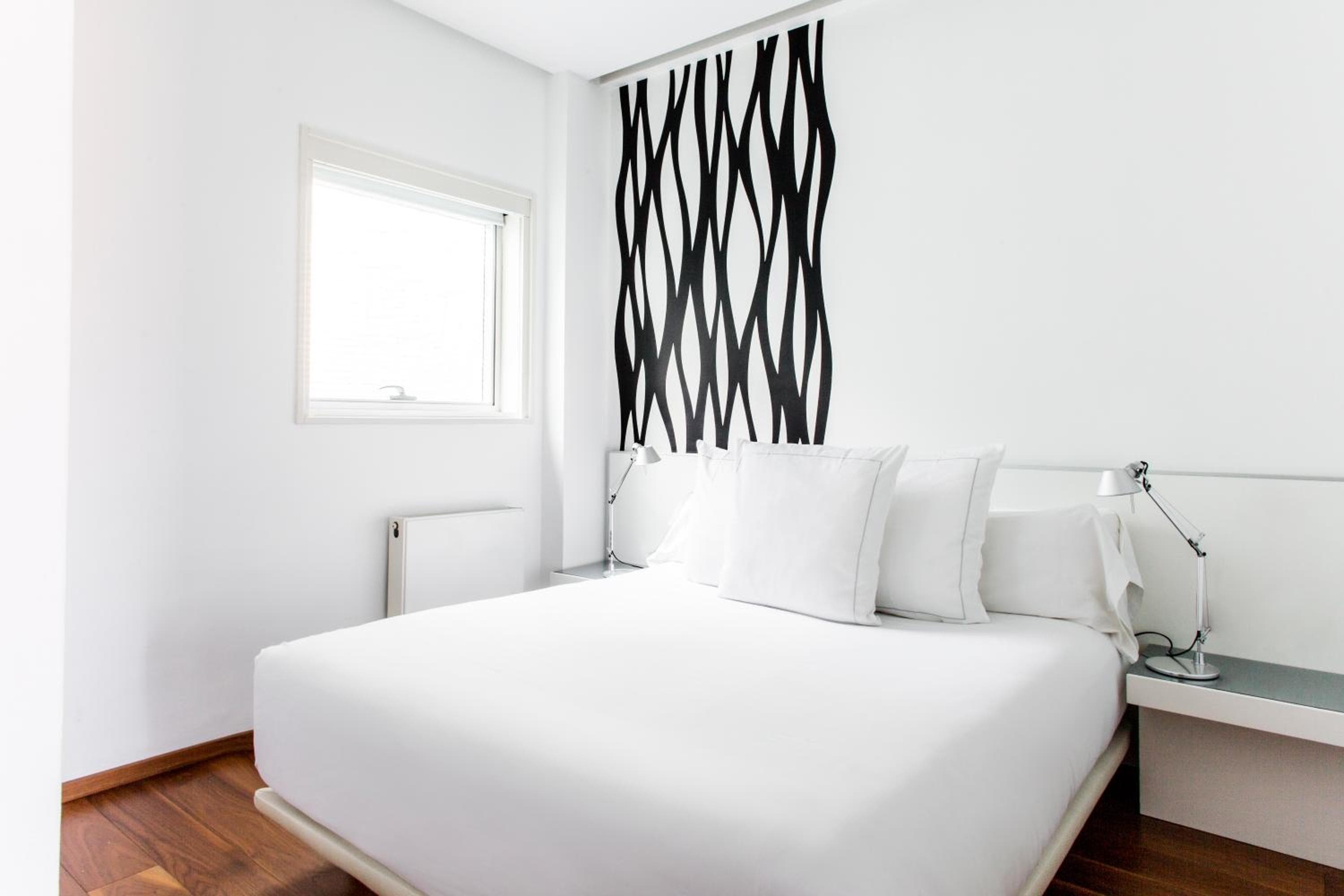Suites Avenue — 13