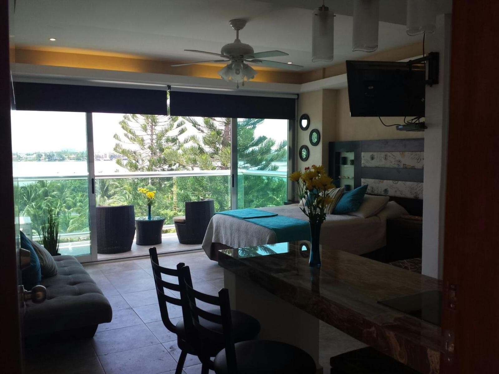 Acogedor y moderno — 19