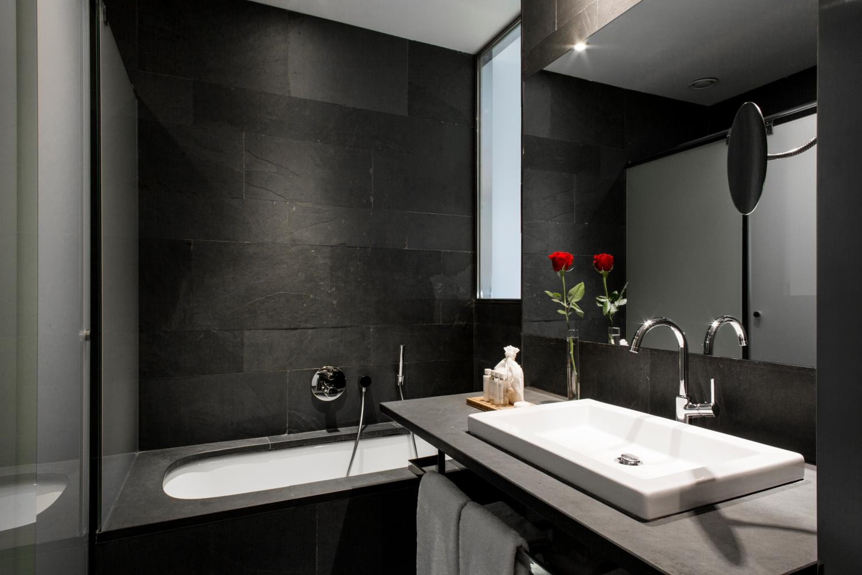 Suites Avenue — 26