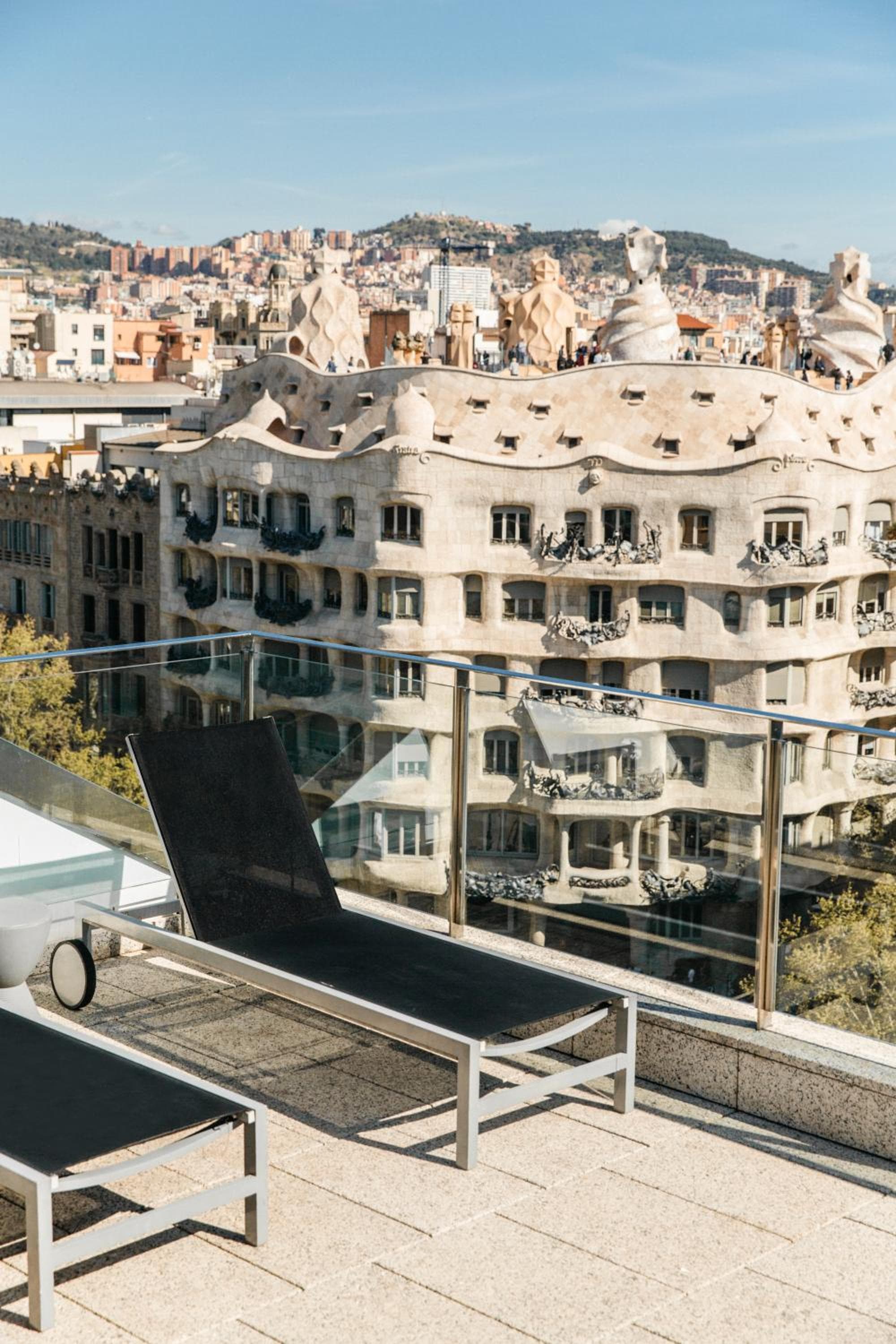 Suites Avenue — 4