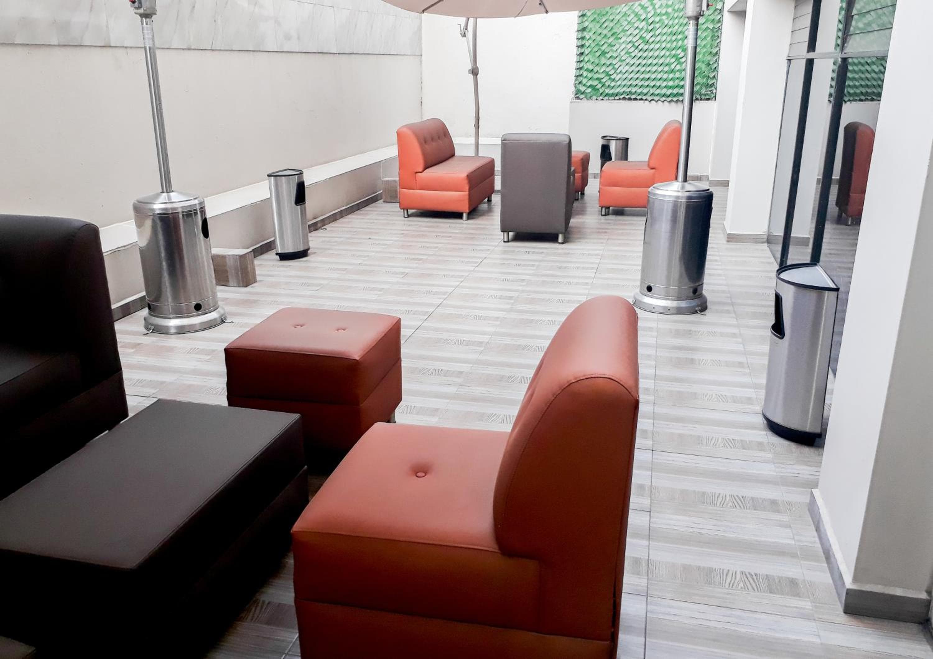Hotel & Suites PF — 23