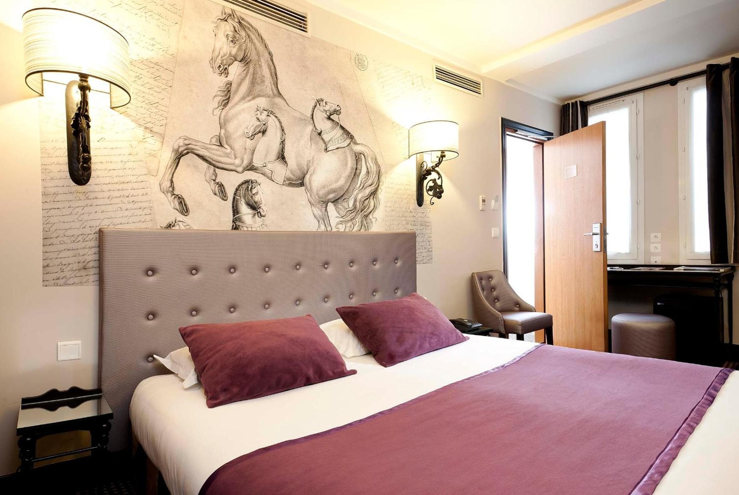 Hotel des Ducs D'Anjou — 24