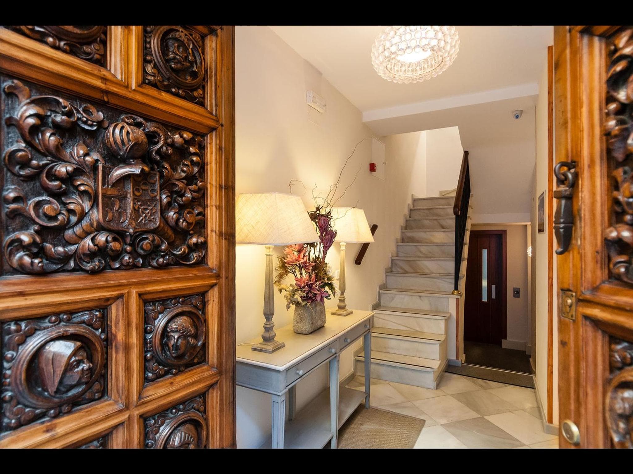 Suites Murillo Alcázar — 20