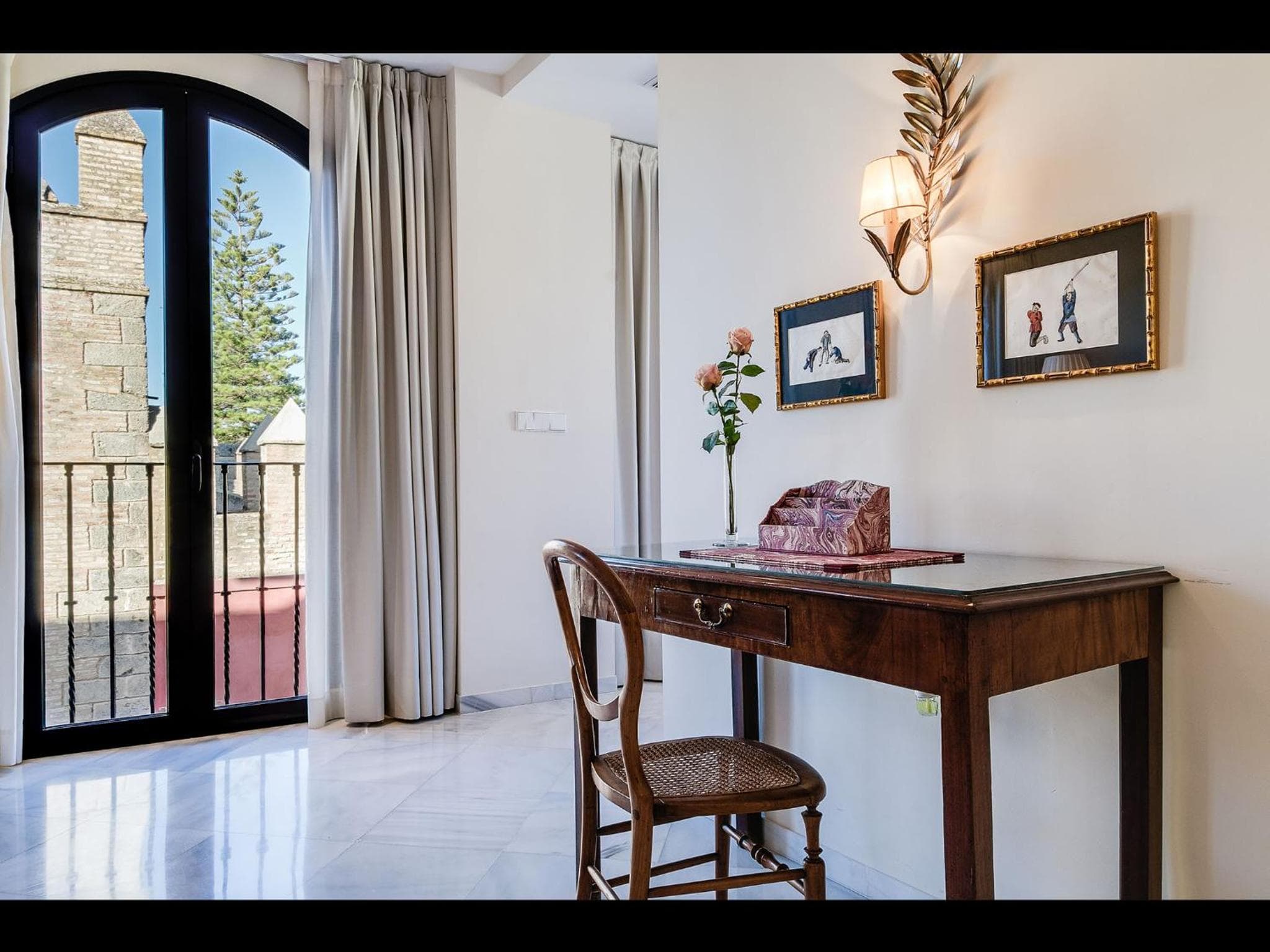 Suites Murillo Alcázar — 23