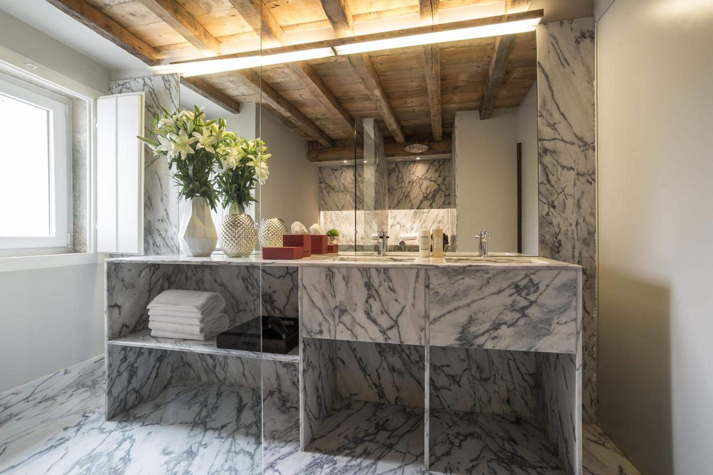 Dare Lisbon House — 24