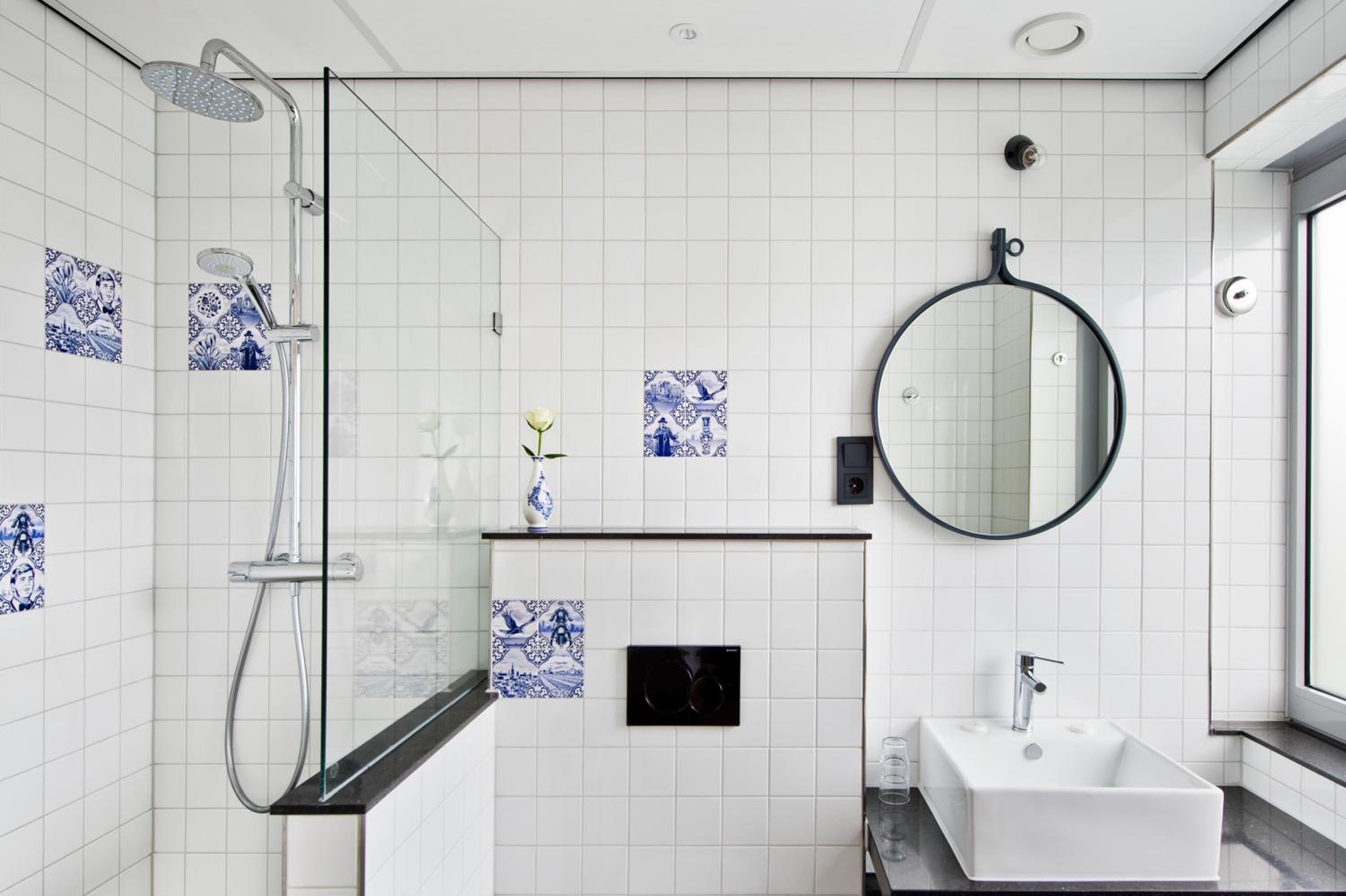 Hotel Urban Lodge — 16