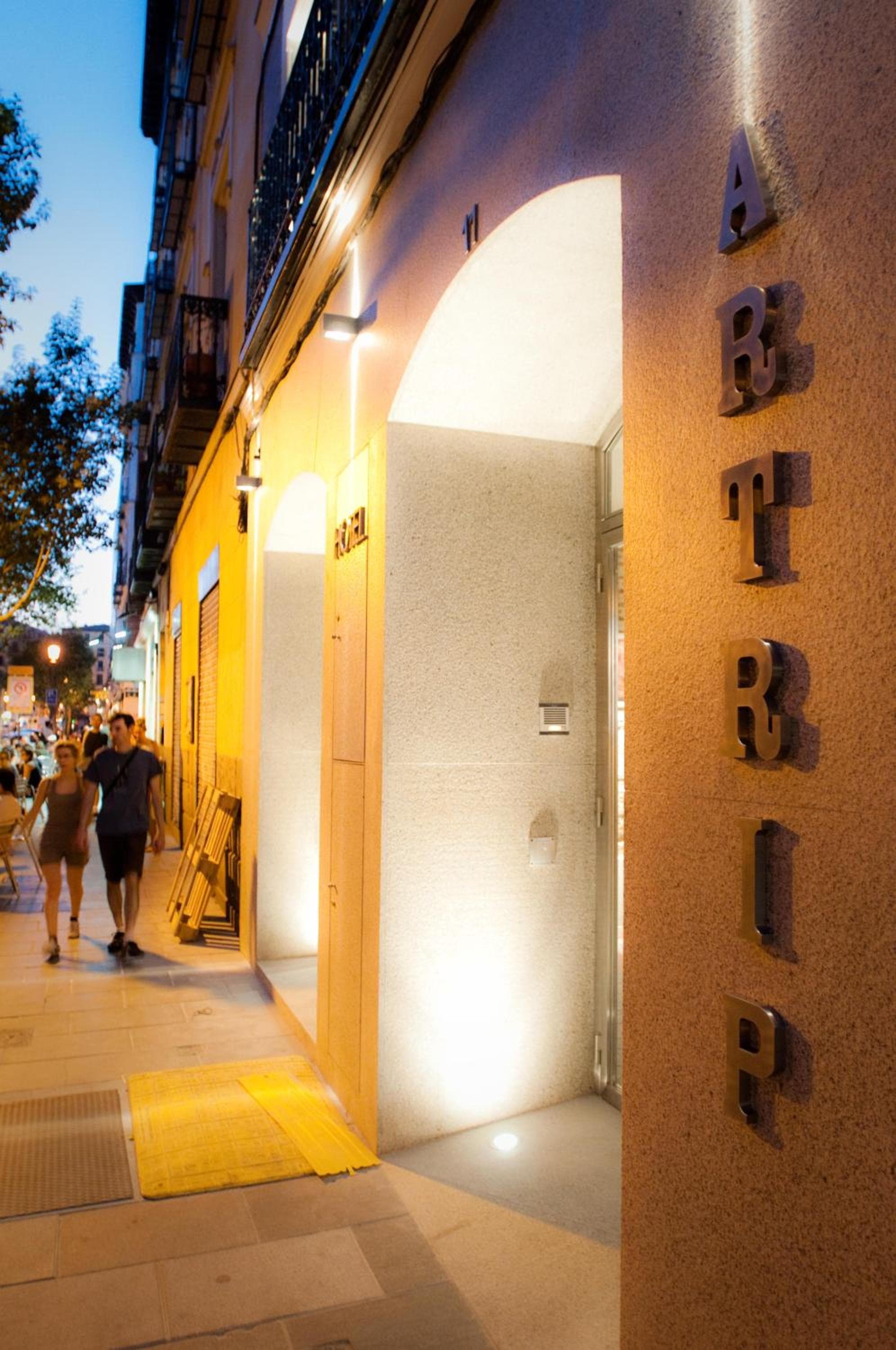 Artrip Hotel — 27