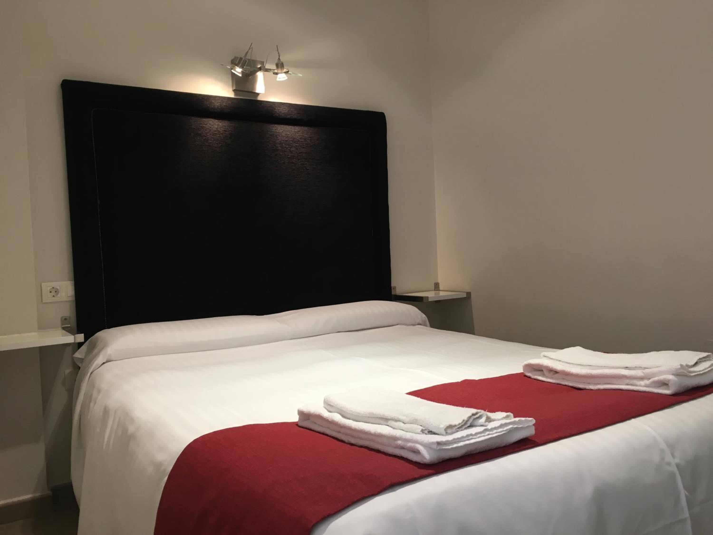 Apartamentos Pinar Málaga Centro - Carretería — 22