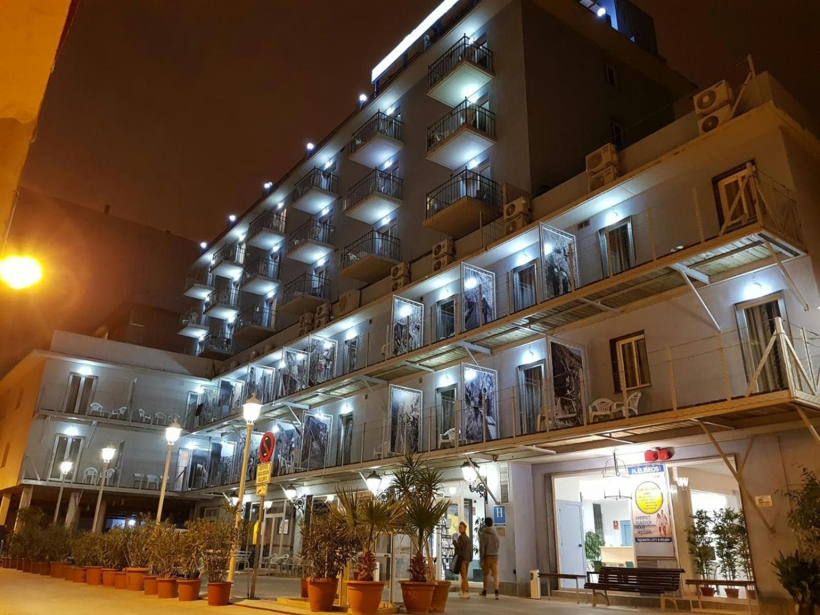 Hotel Eliseos — 18