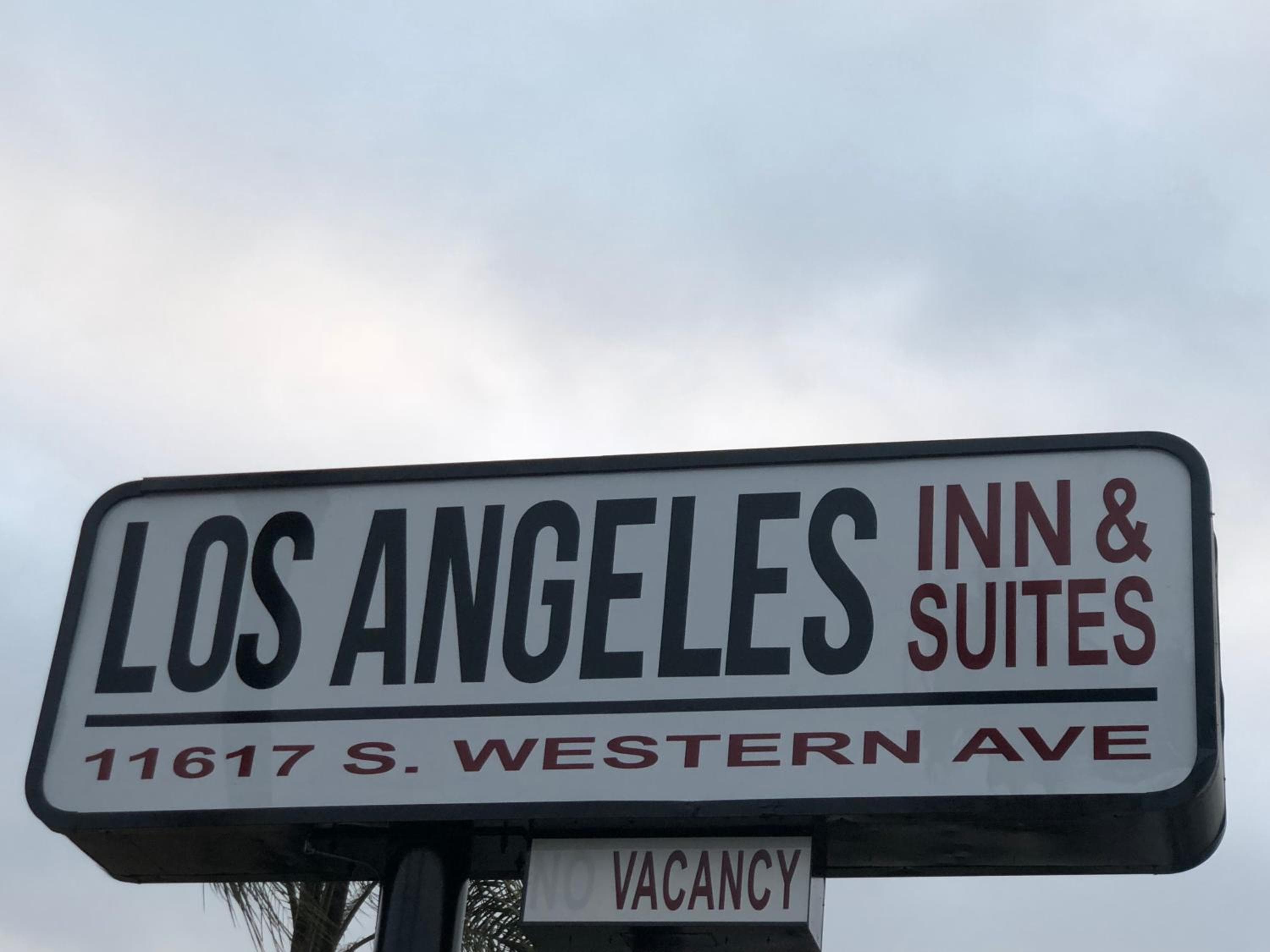 Los Angeles Inn & Suites - LAX — 14