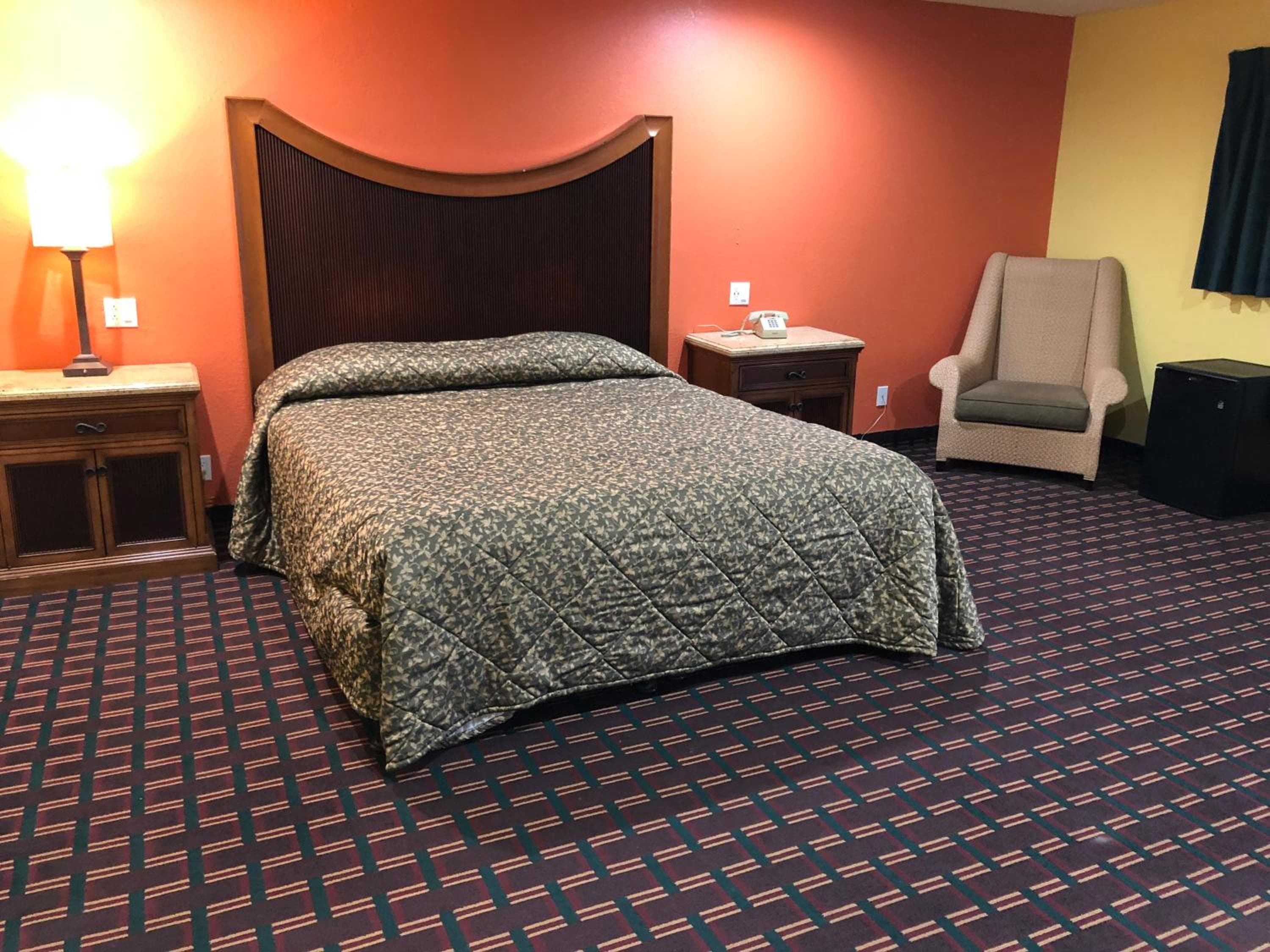 Los Angeles Inn & Suites - LAX — 25
