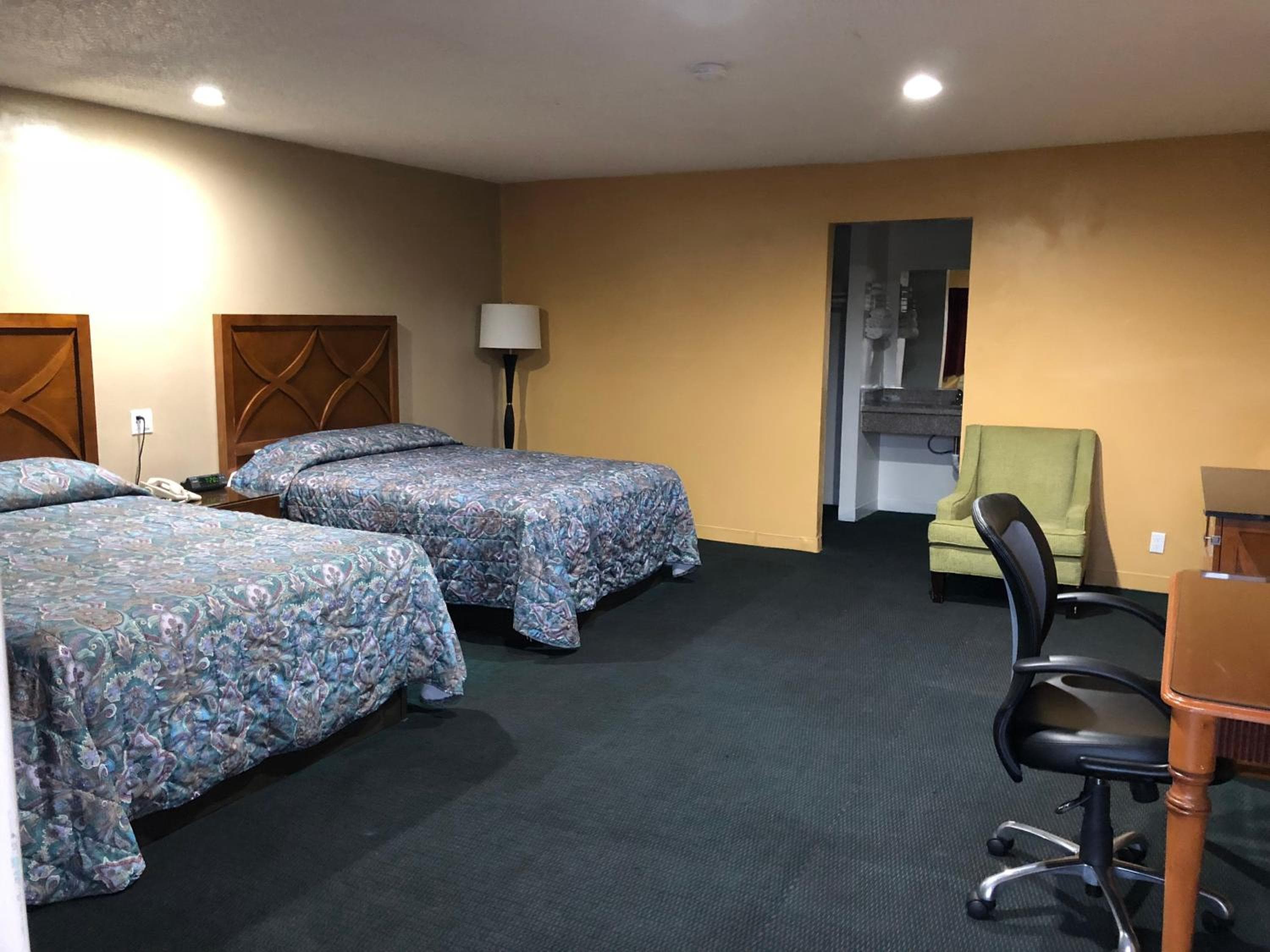 Los Angeles Inn & Suites - LAX — 27
