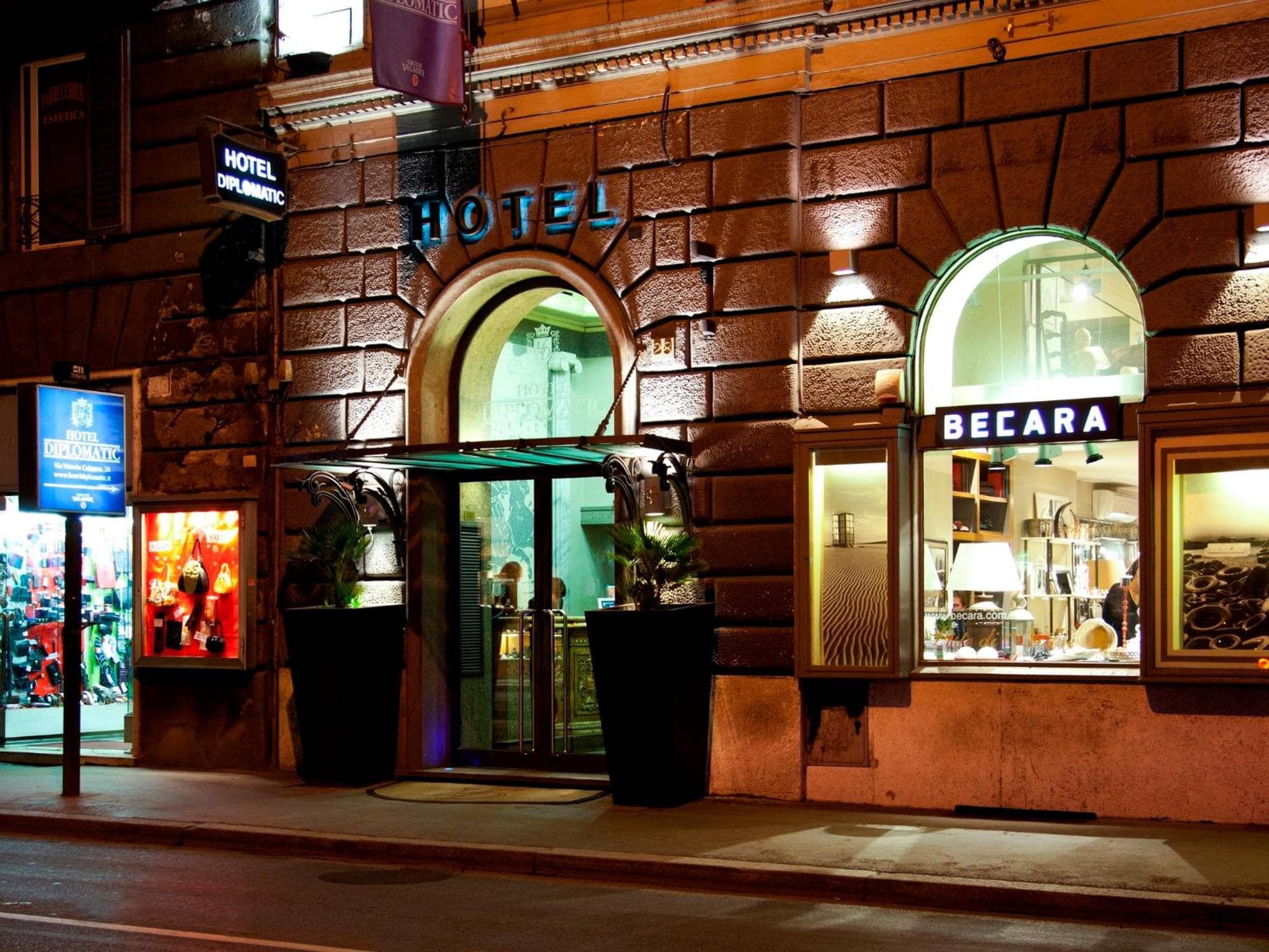 Hotel Diplomático — 1