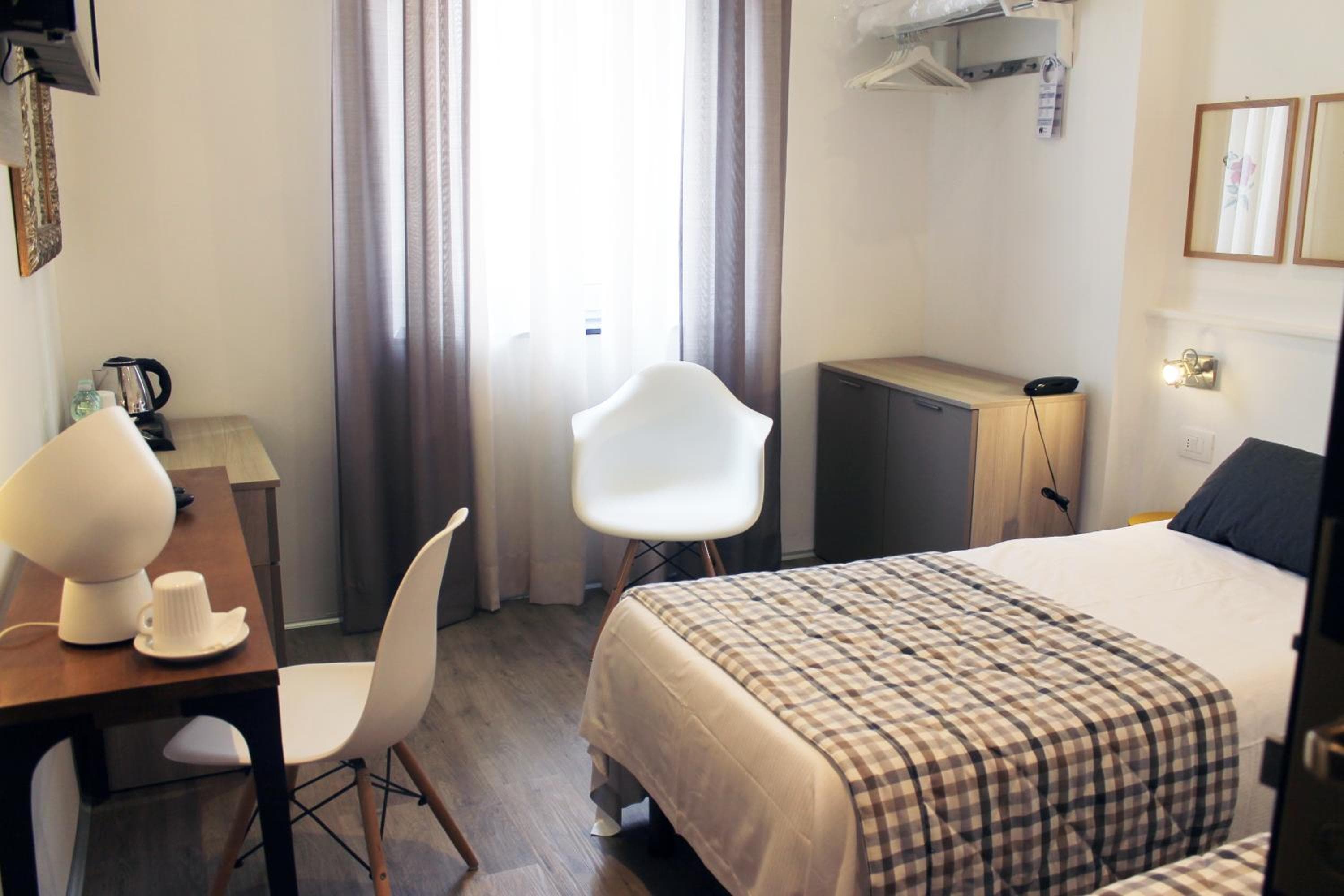 Hotel Bernina — 5