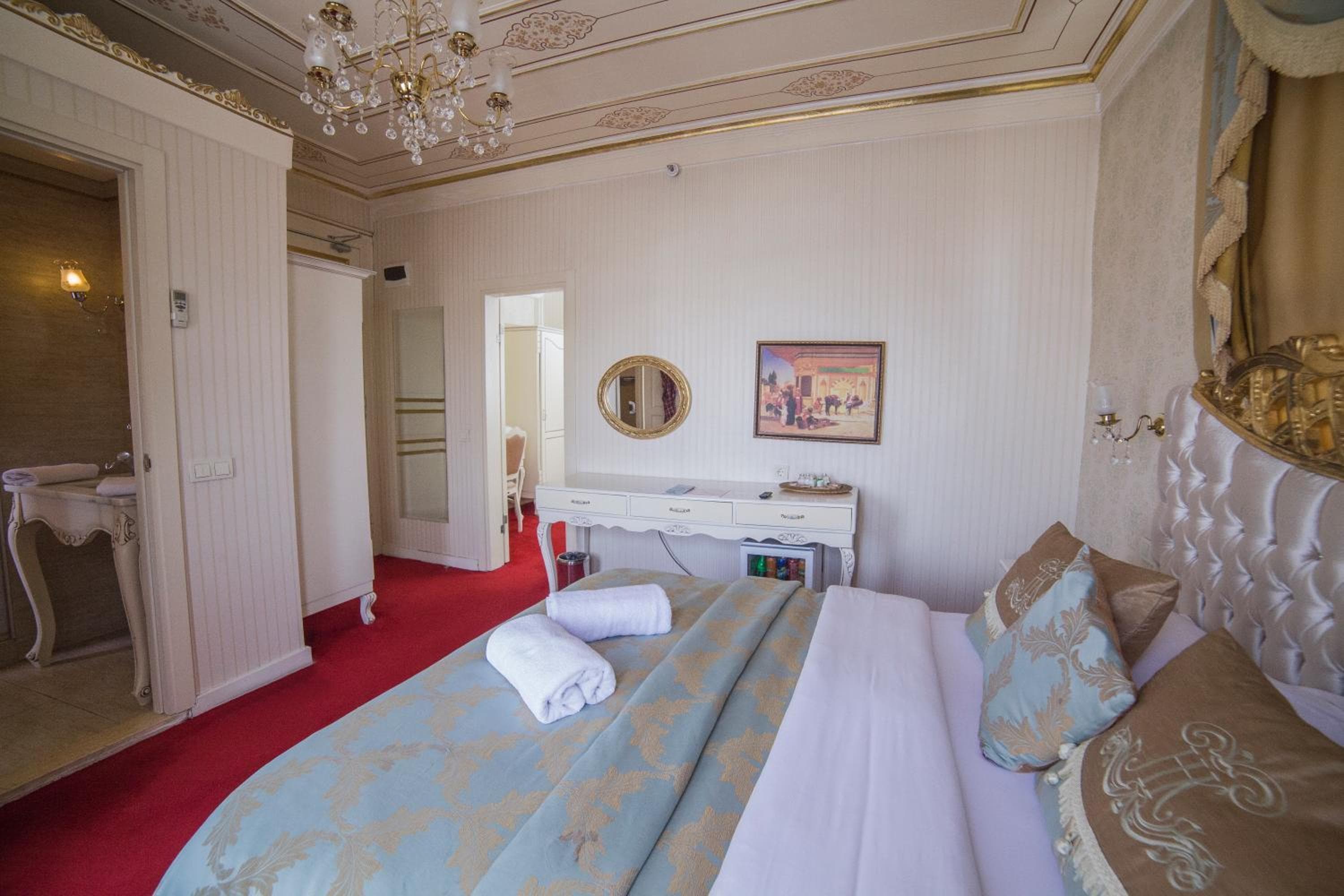 HHK Hotel — 24