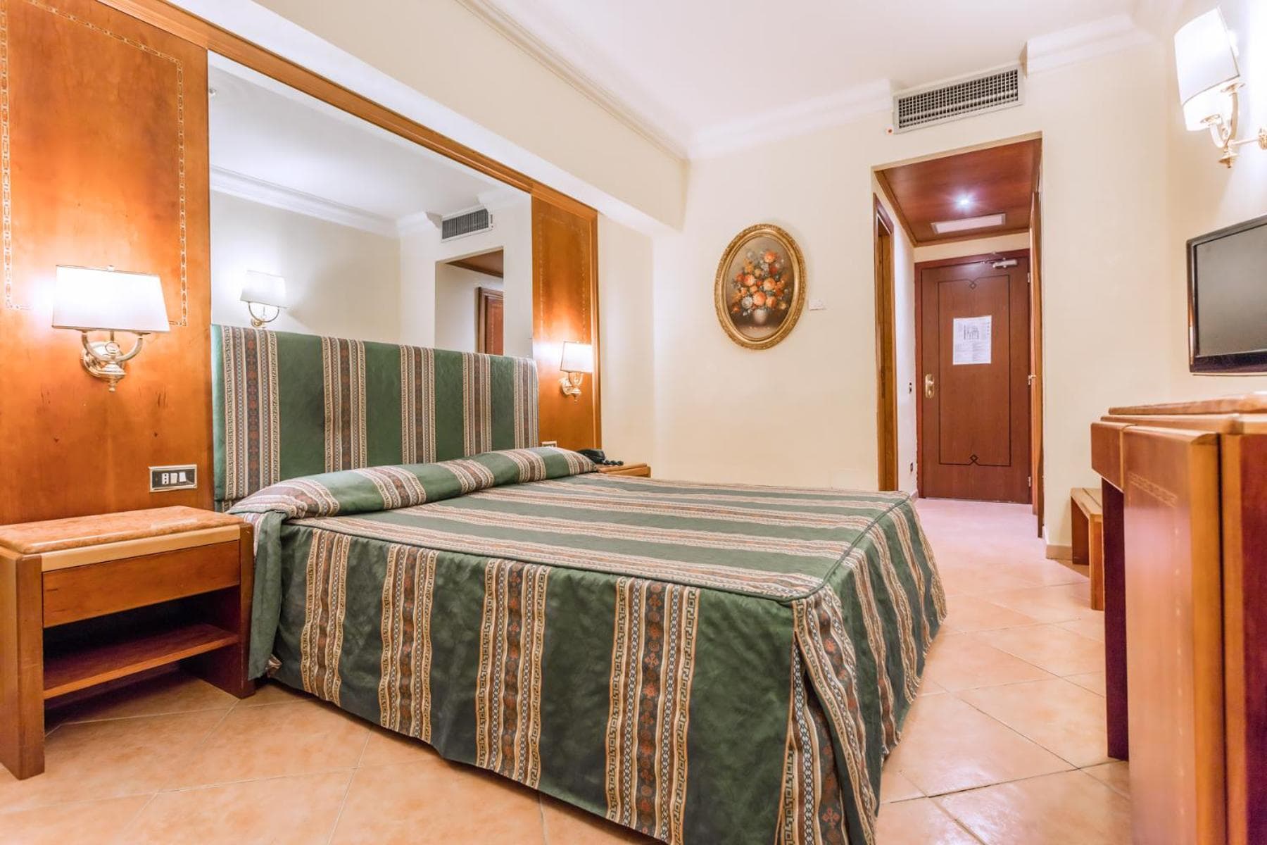 Raeli Hotel Siracusa — 30