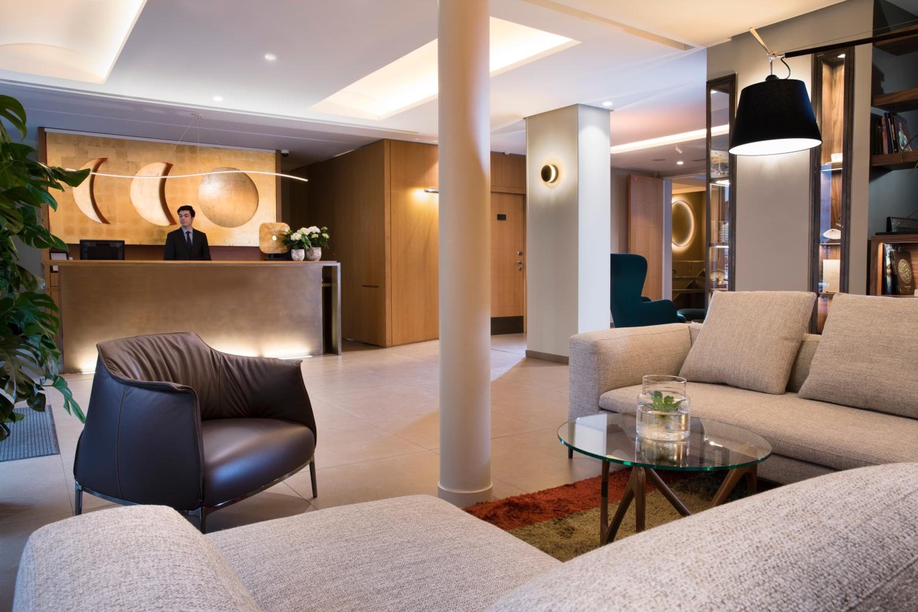 Hotel Le Six — 1