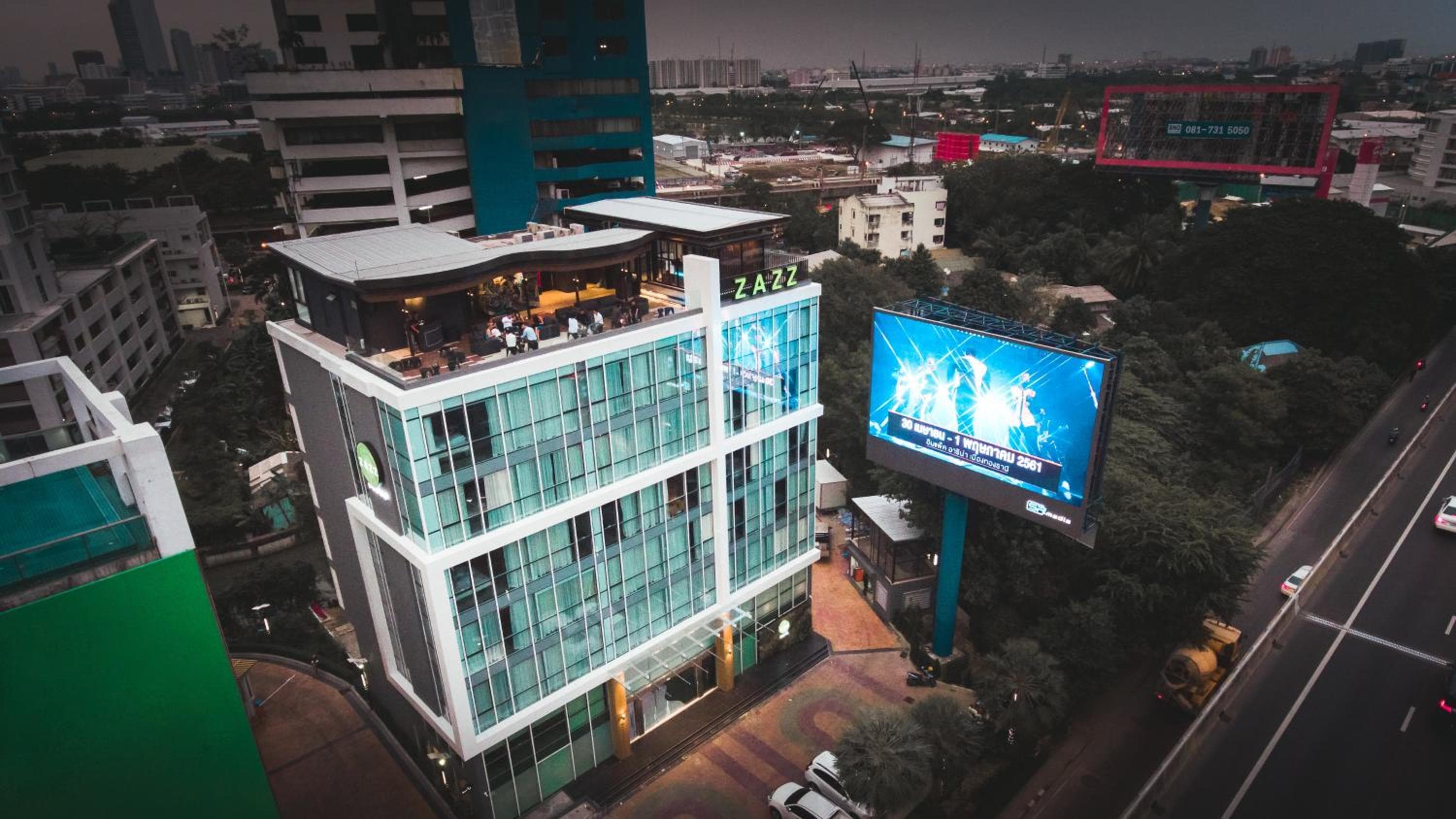 Zazz Urban Bangkok — 1