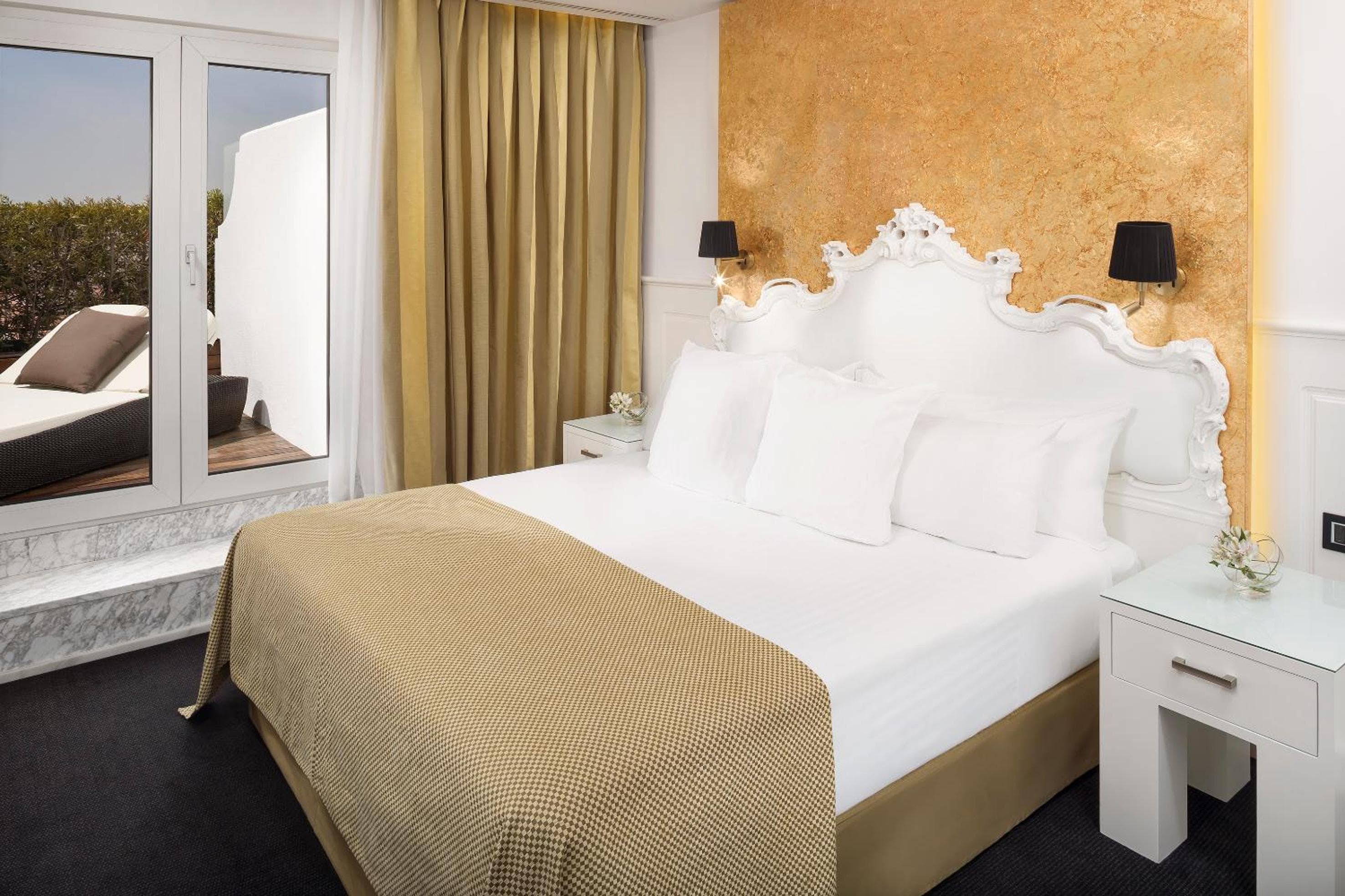 Hotel Colón Gran Meliá - The Leading Hotels of the World — 14