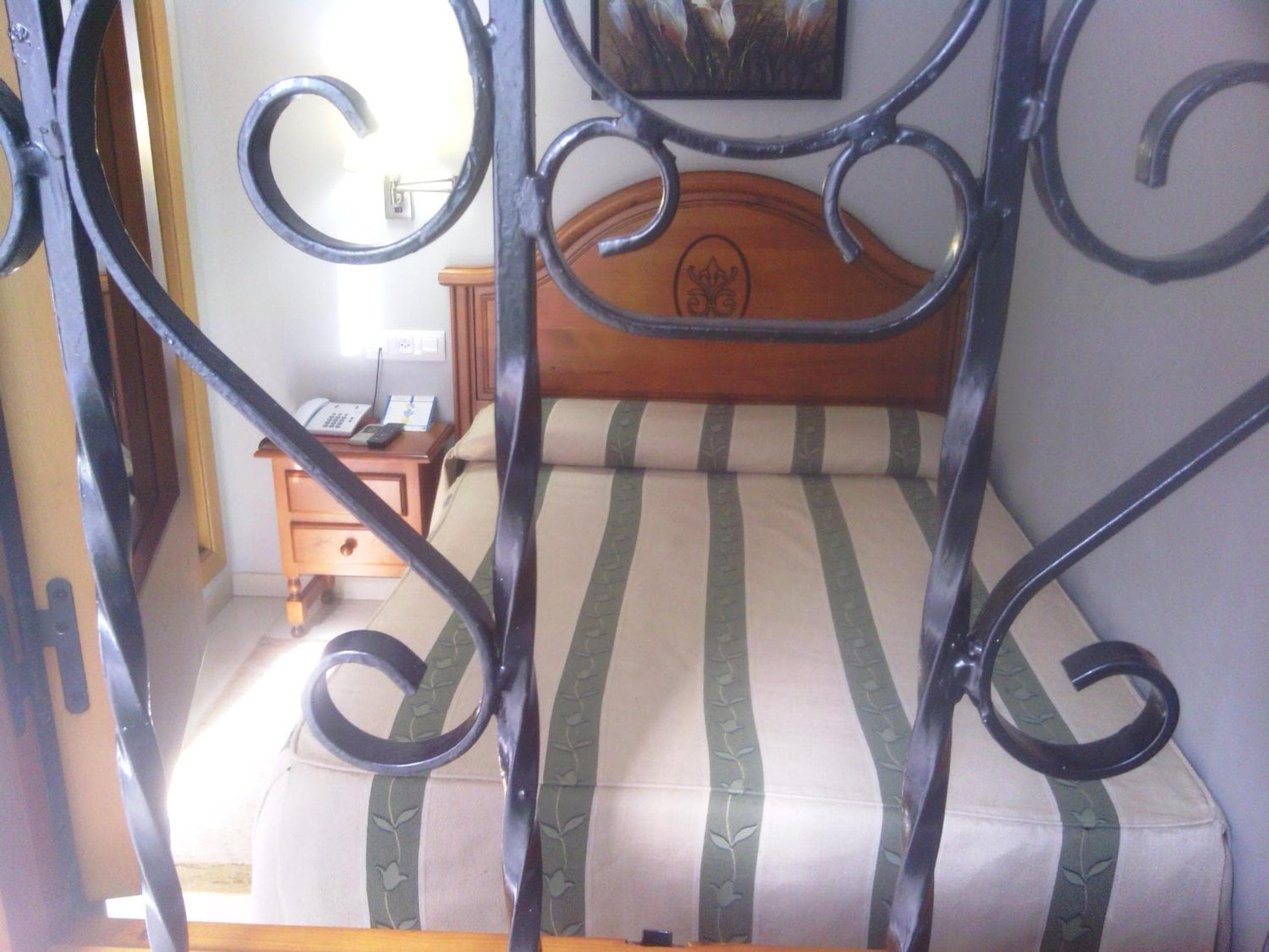 Hotel Goya — 24