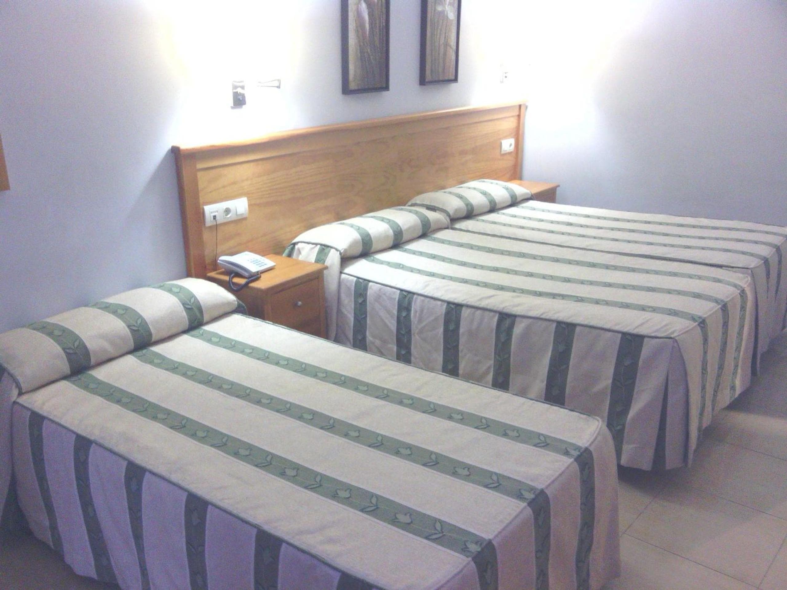 Hotel Goya — 11