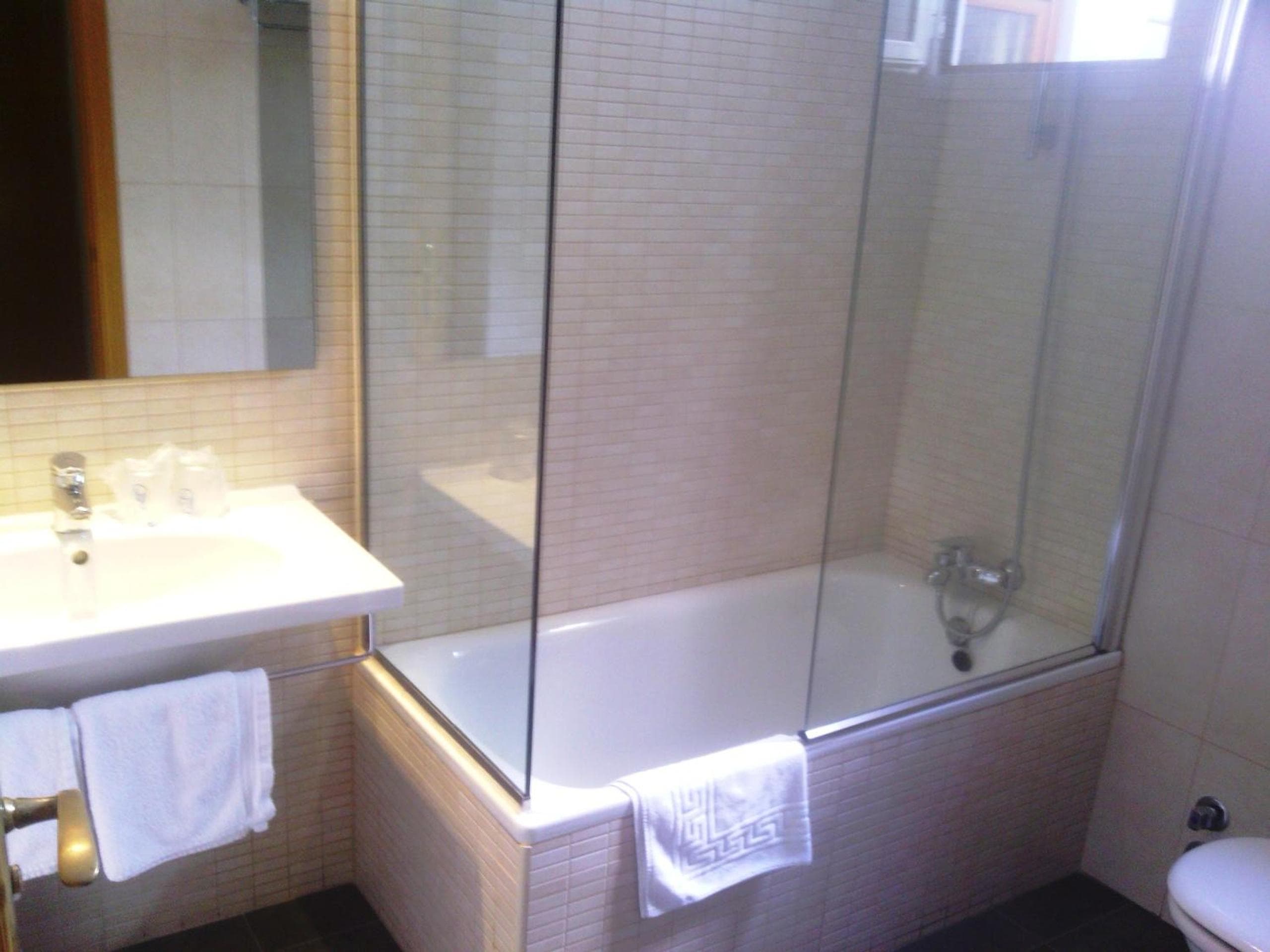 Hotel Goya — 10