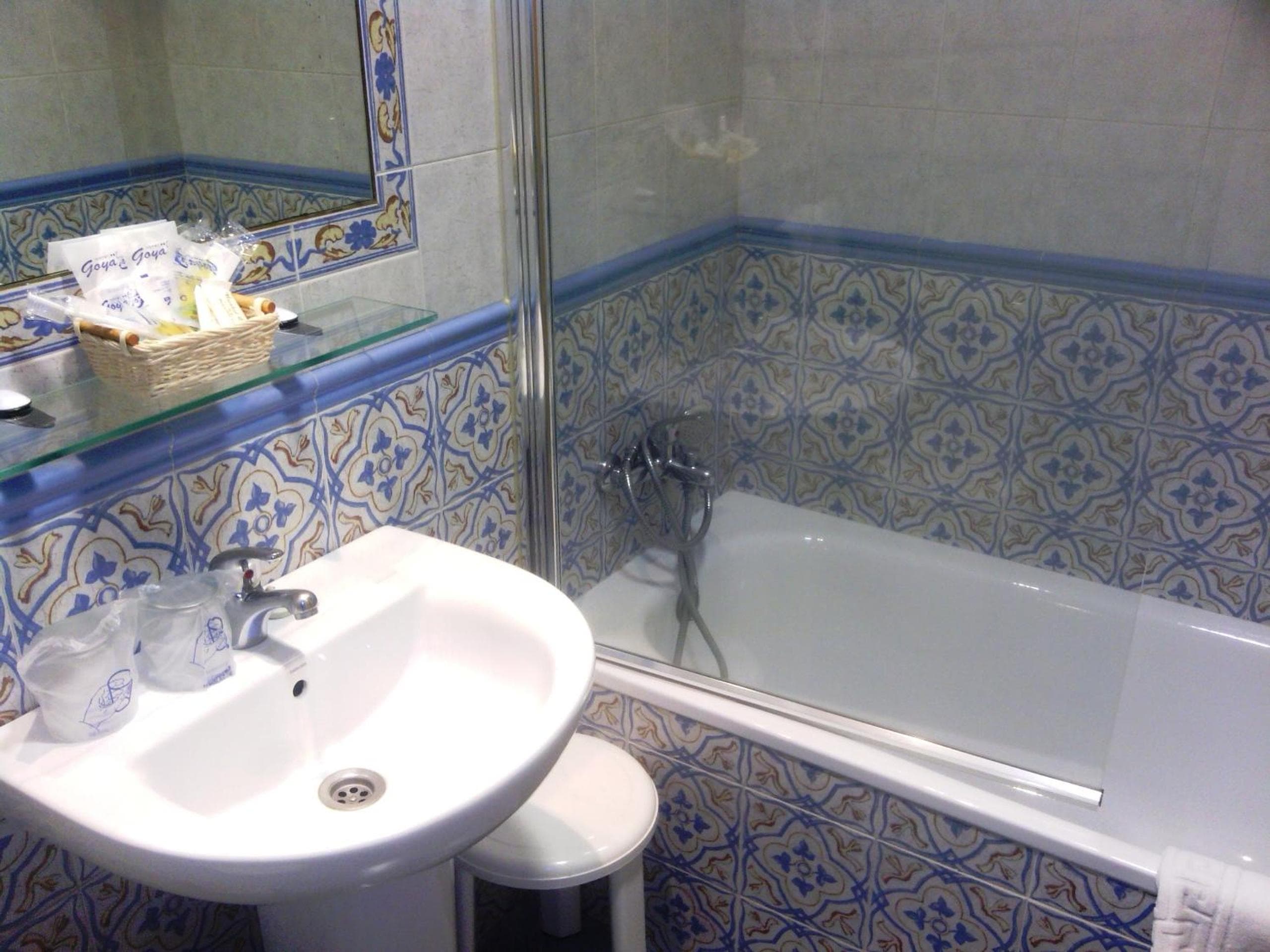 Goya Hotel — 29