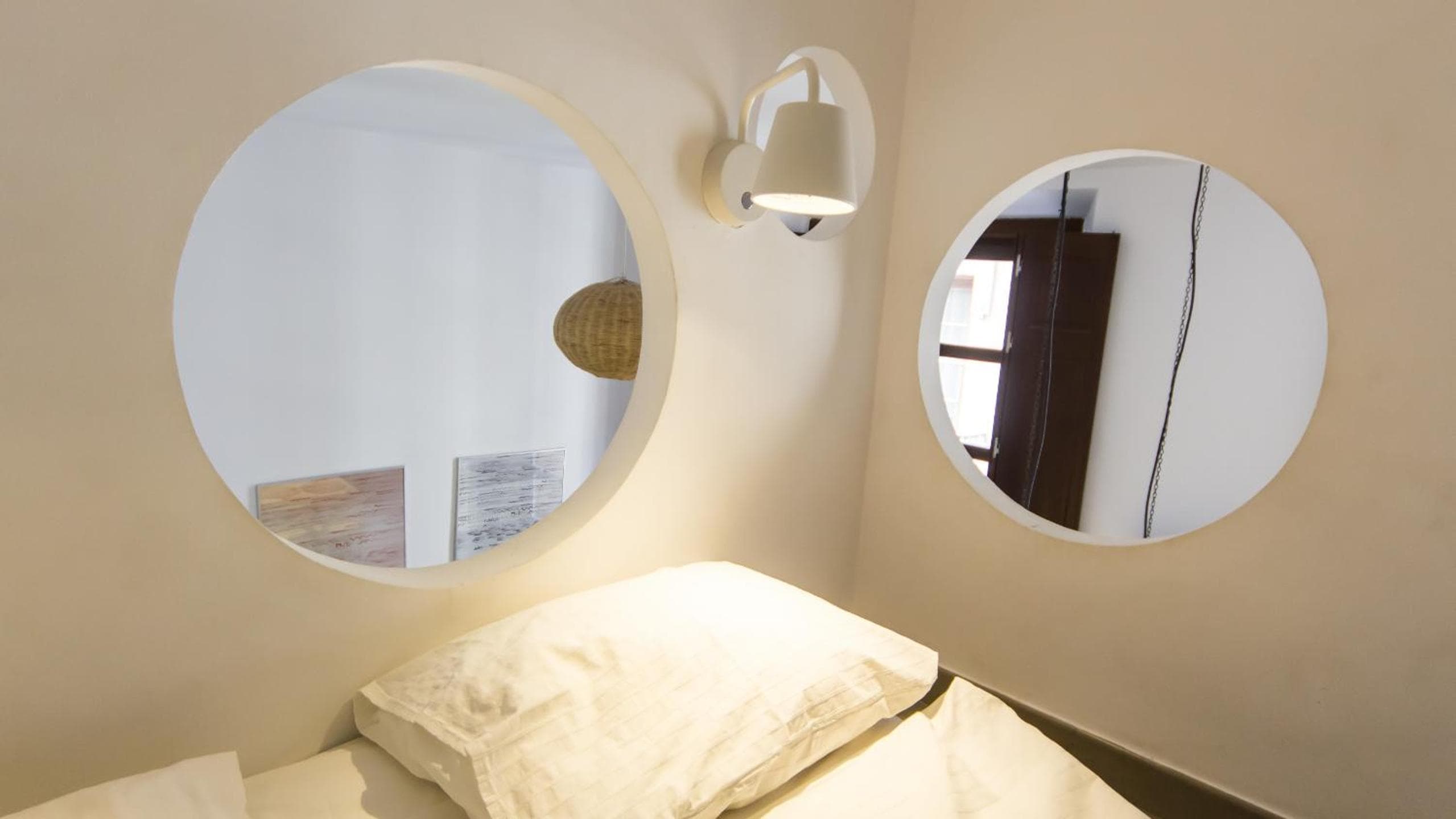 Apartamentos Málaga Picasso — 18