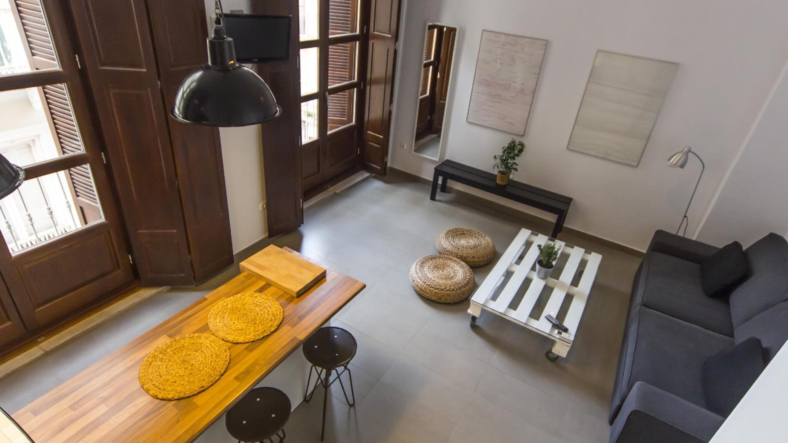Apartamentos Málaga Picasso — 1