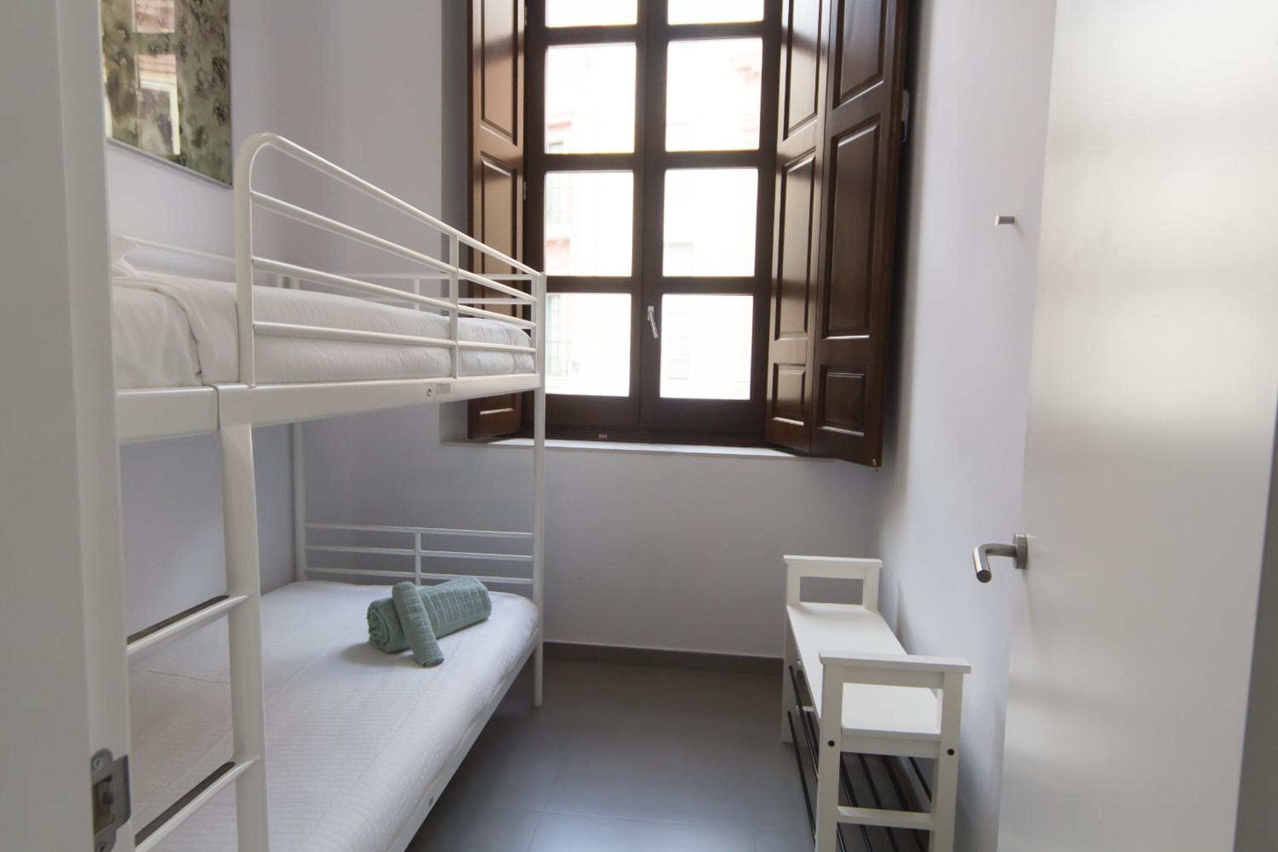 Apartamentos Málaga Picasso — 14