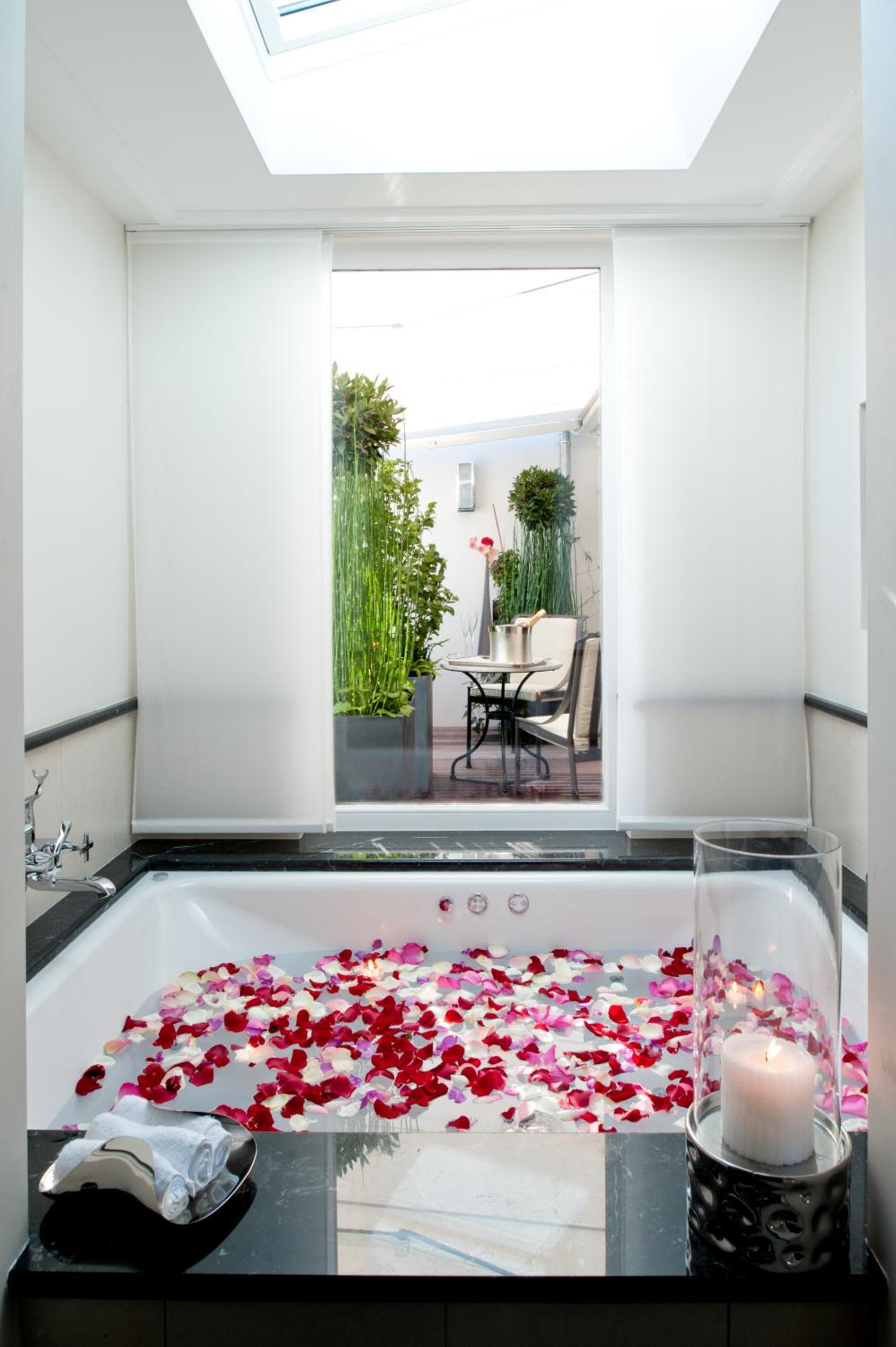 Le Burgundy Paris — 26