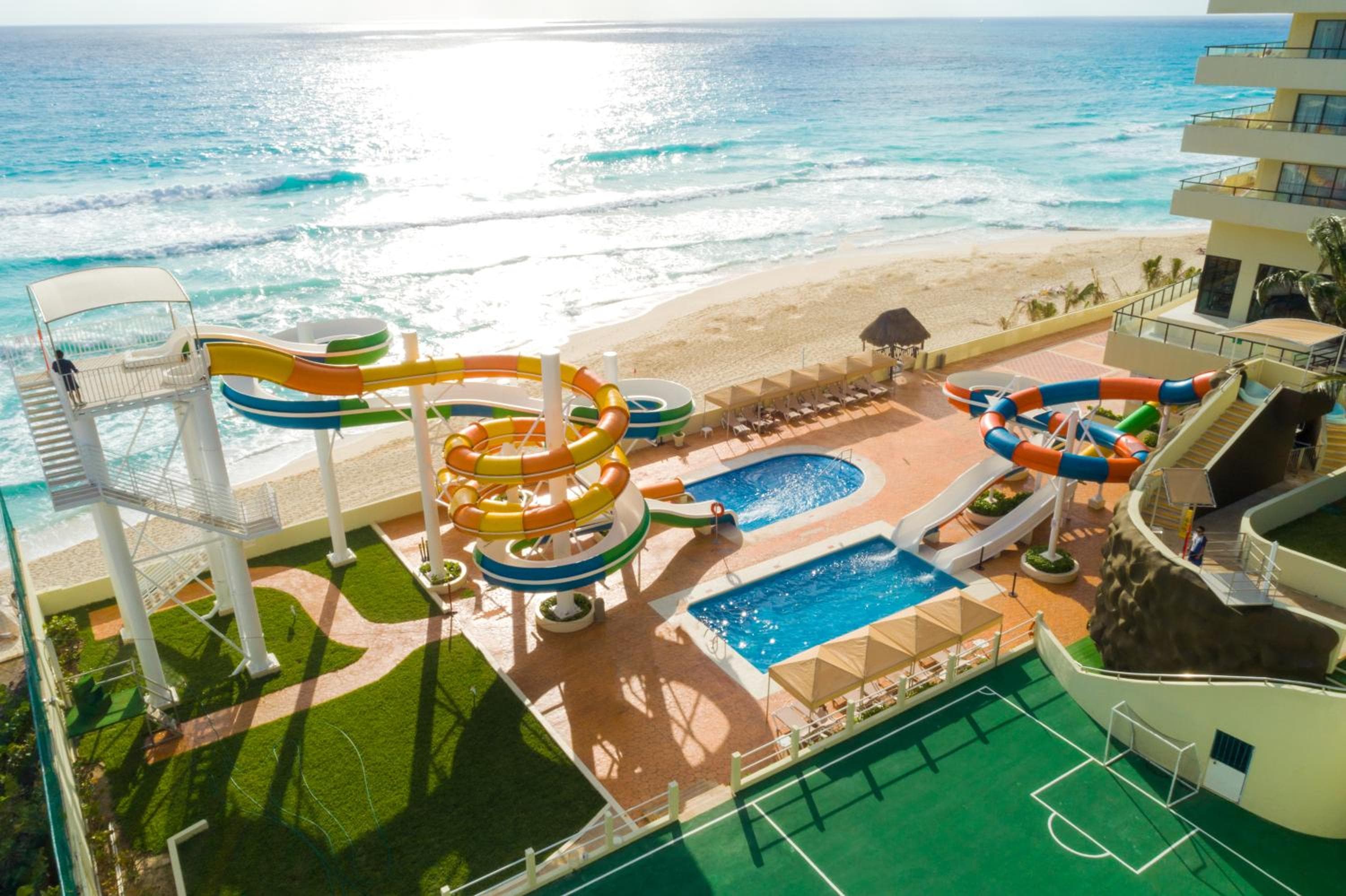 Crown Paradise Club Cancún - Todo Incluido — 15