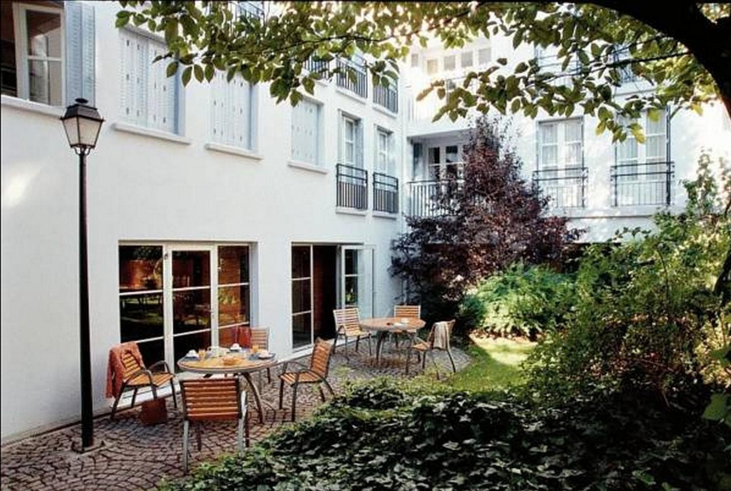 Aparthotel Adagio Paris Montmartre — 9