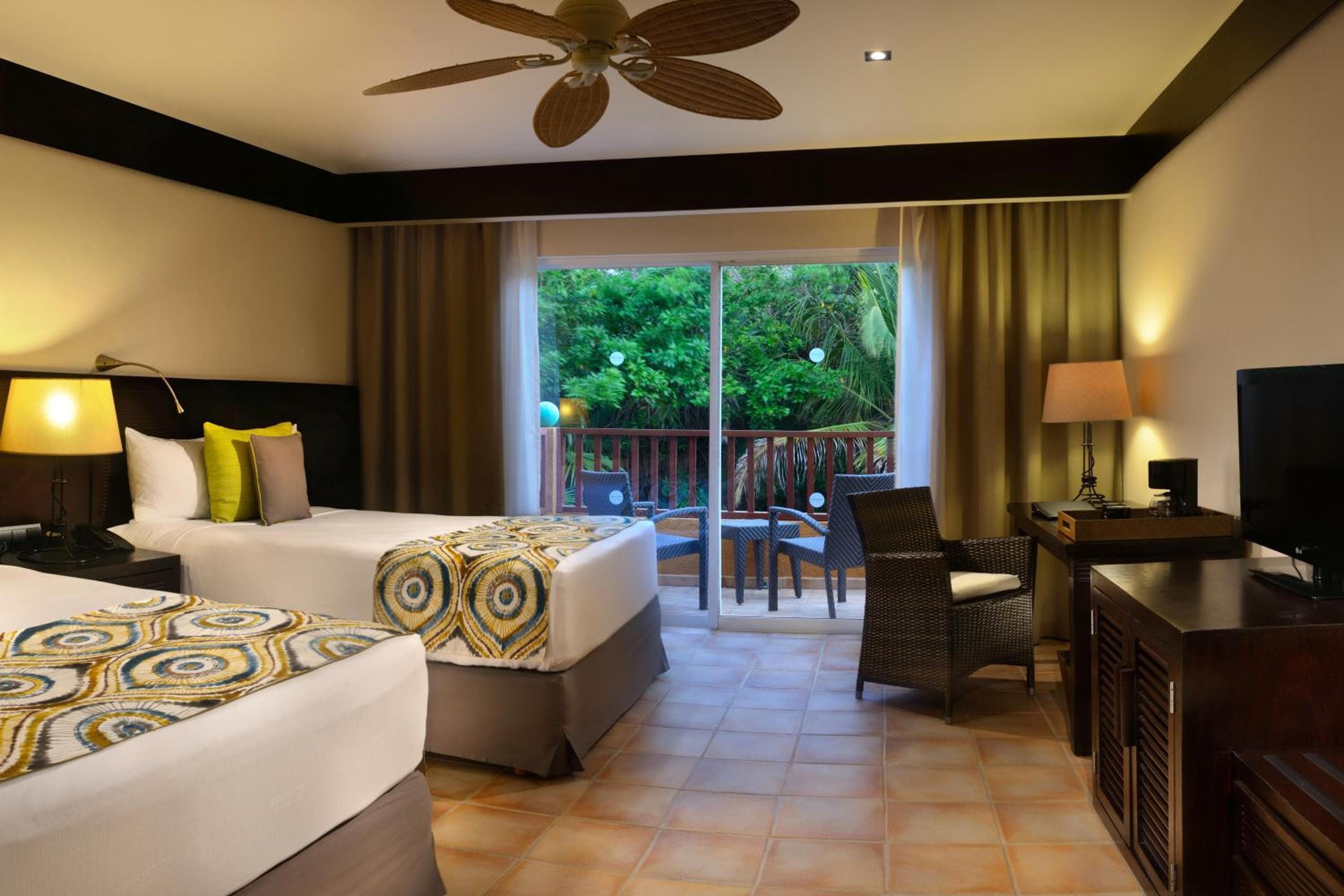 Catalonia Playa Maroma - All Inclusive — 9