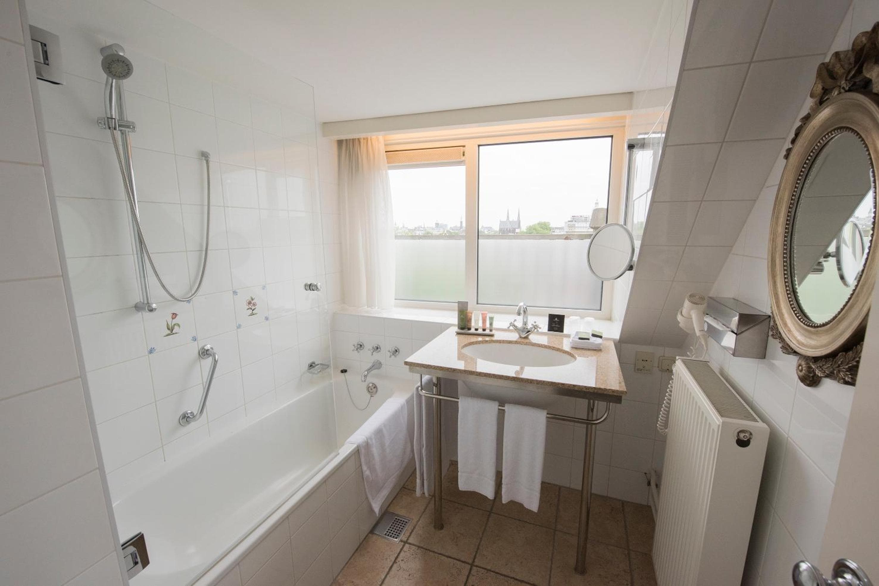 Dikker & Thijs Hotel — 13