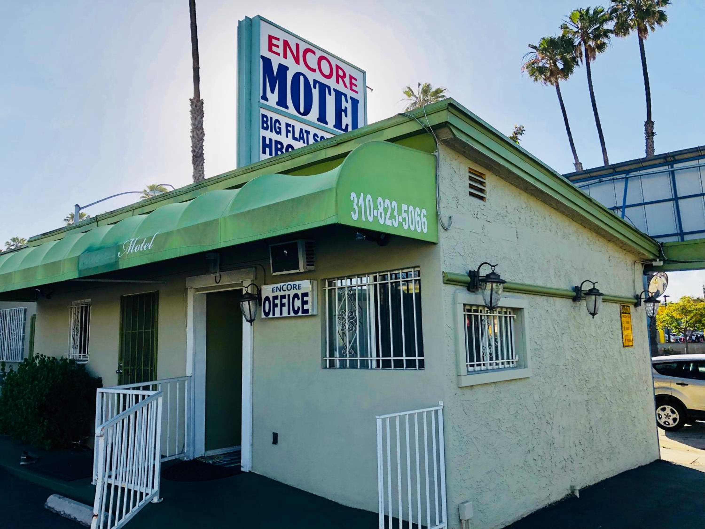 Motel Encore — 5