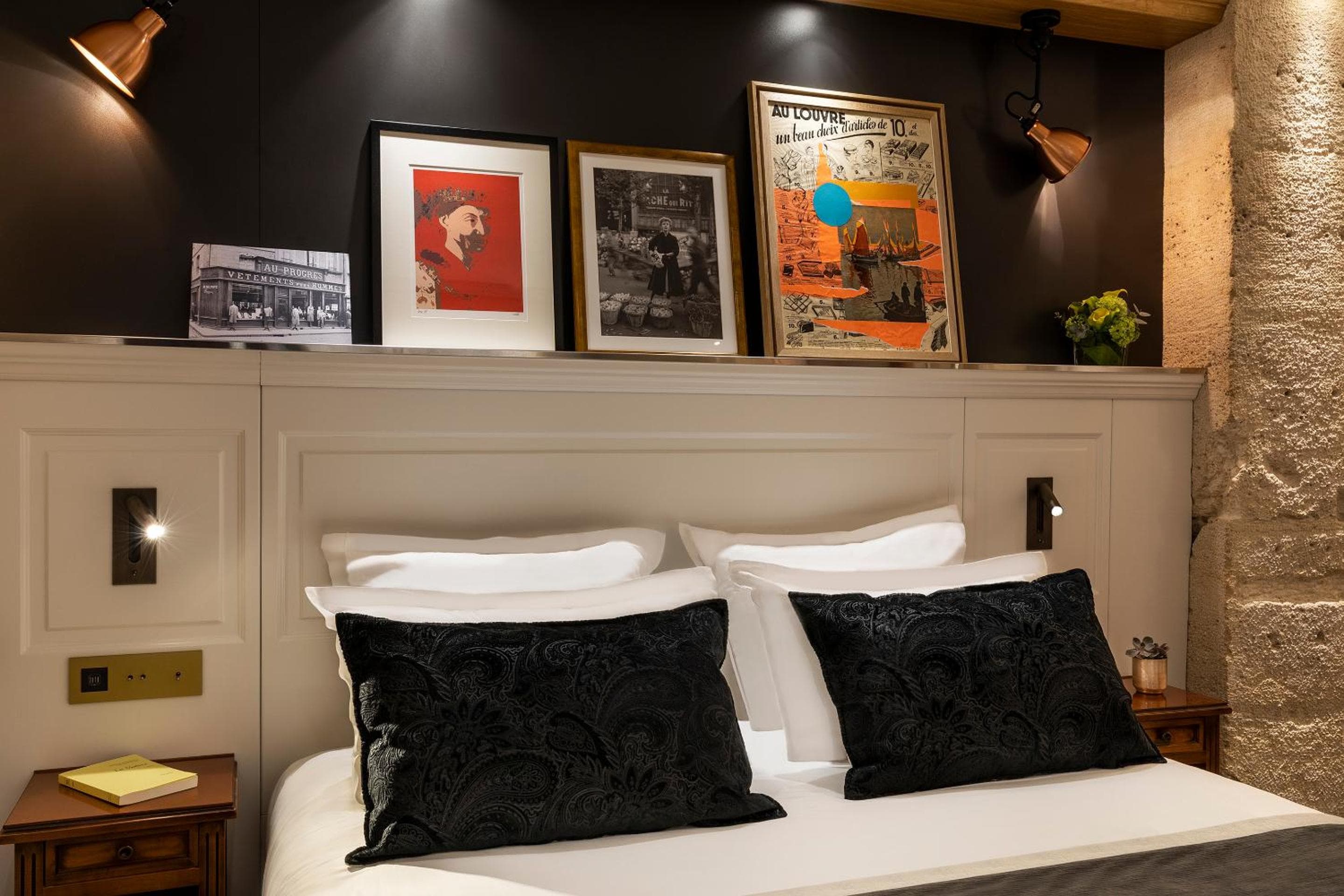 Hotel Ducs de Bourgogne — 18
