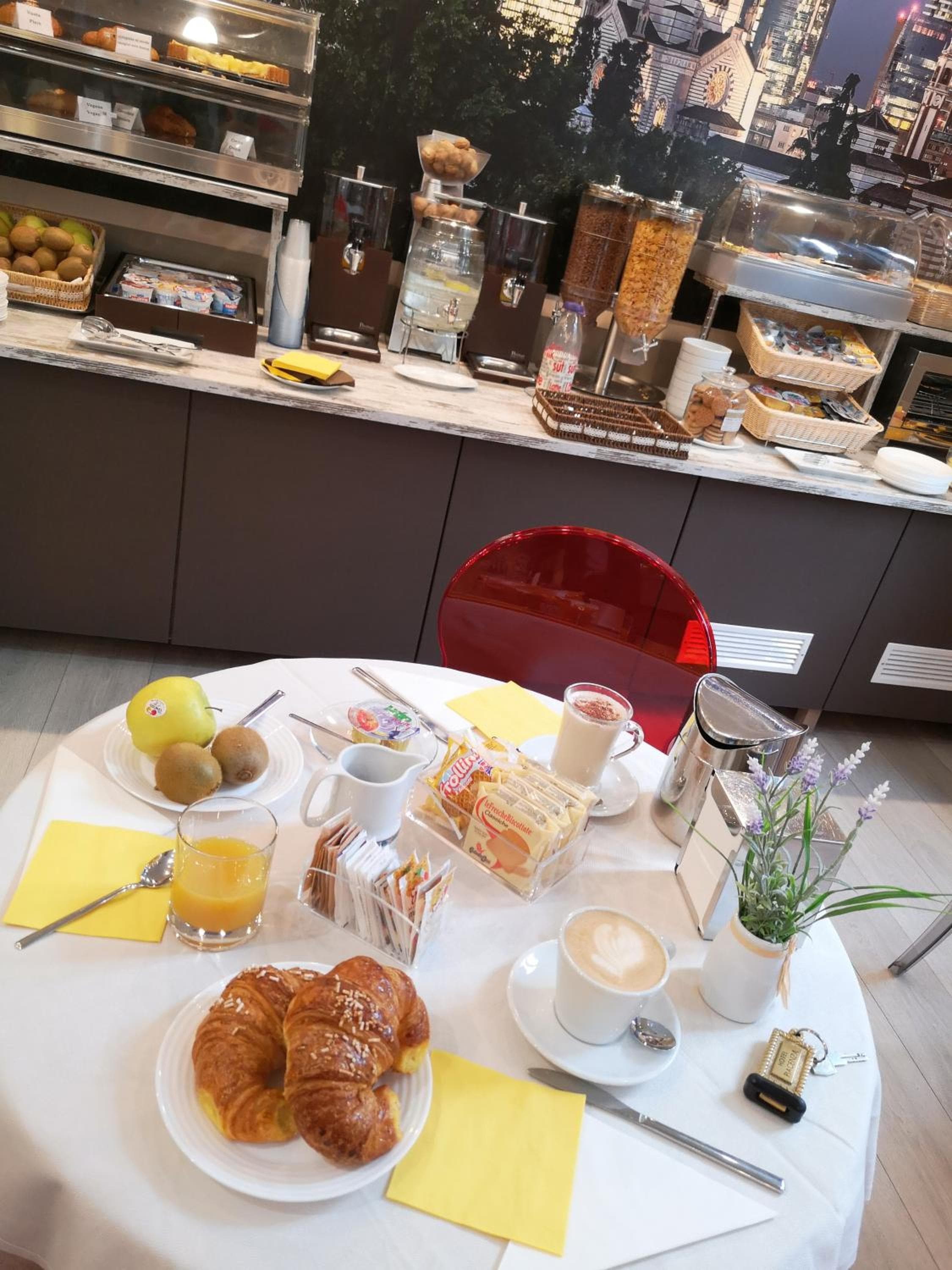 Hotel Piacenza — 28